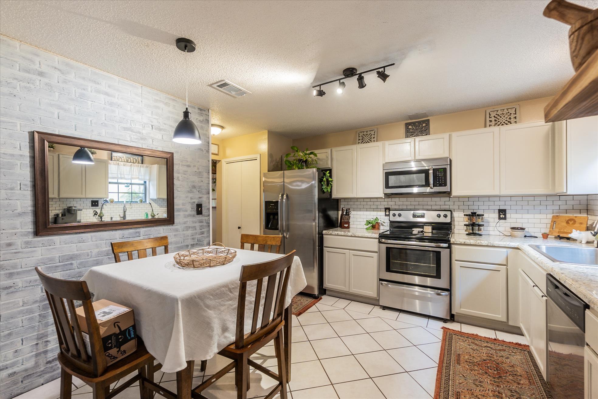 PORT DIXIE - Residential