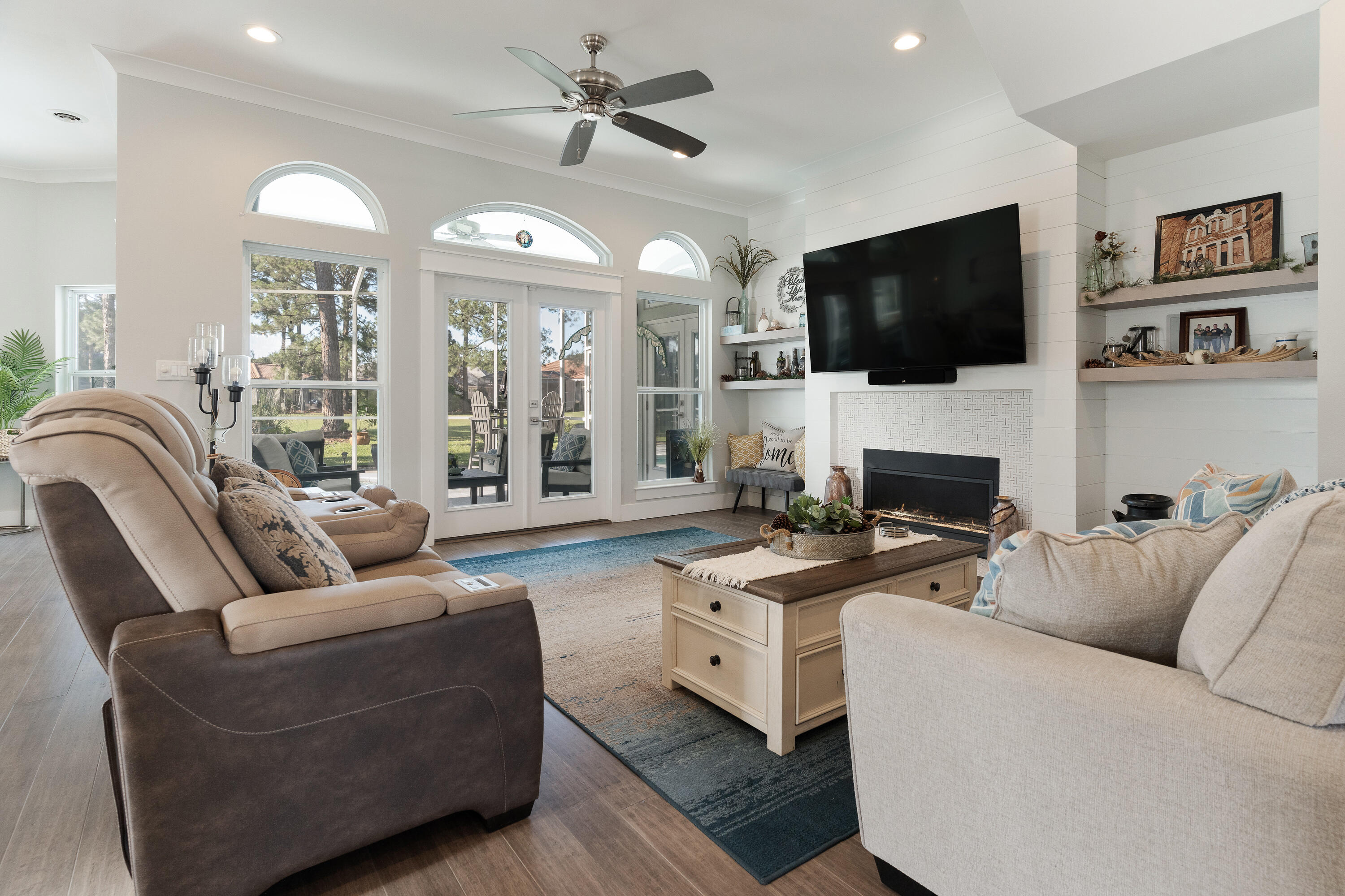 EMERALD BAY PH 1A - Residential