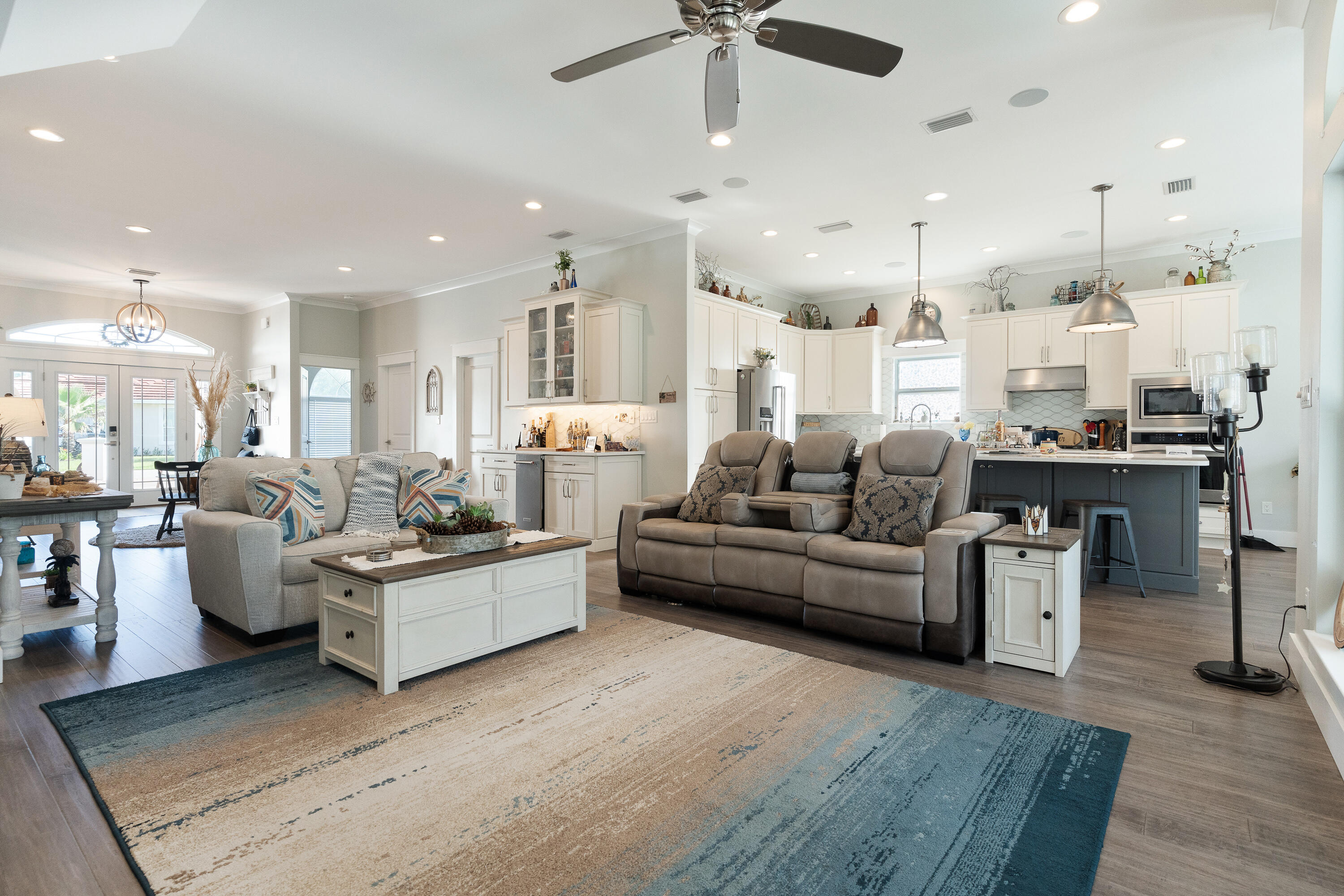 EMERALD BAY PH 1A - Residential