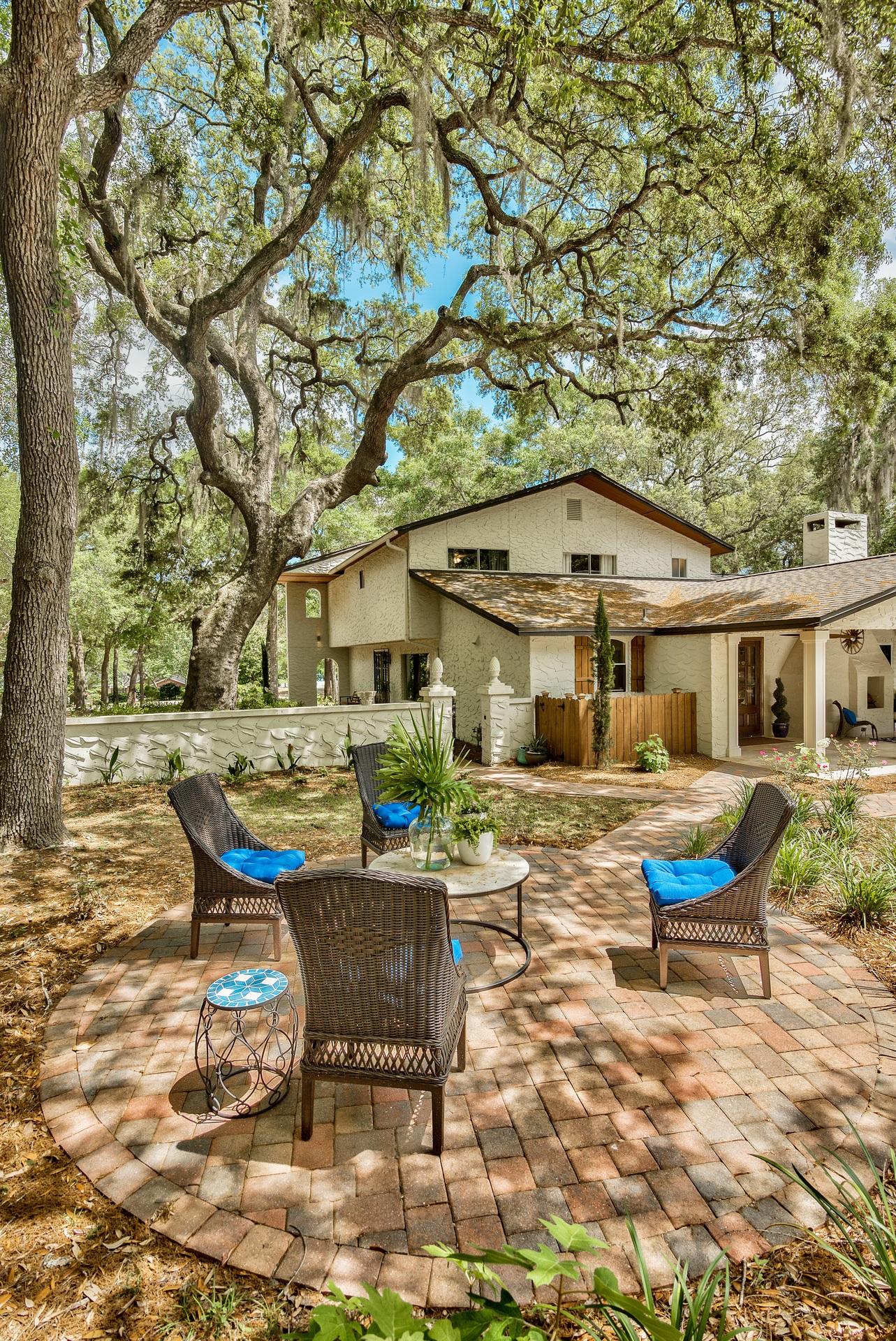 ROCKY BAYOU ESTATES 02 - Residential