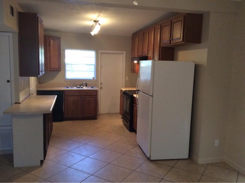 RACETRACK ROAD RESUB - Residential Lease