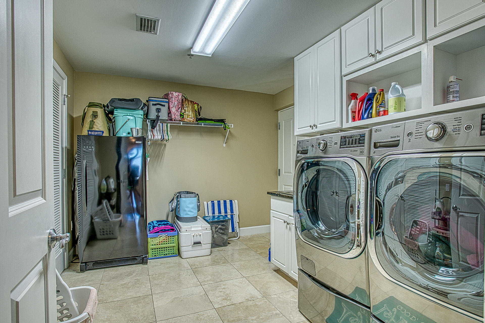 ONE WATER PLACE AT KELLY PLANTATION - Residential