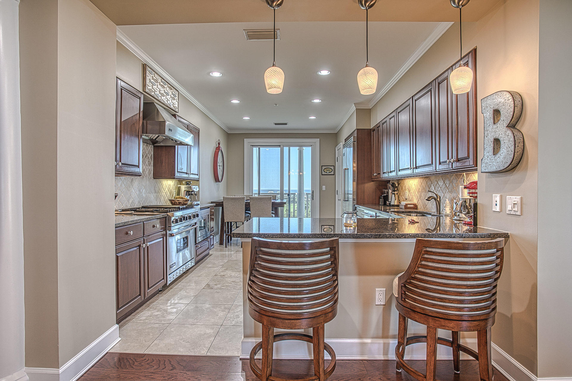 ONE WATER PLACE AT KELLY PLANTATION - Residential