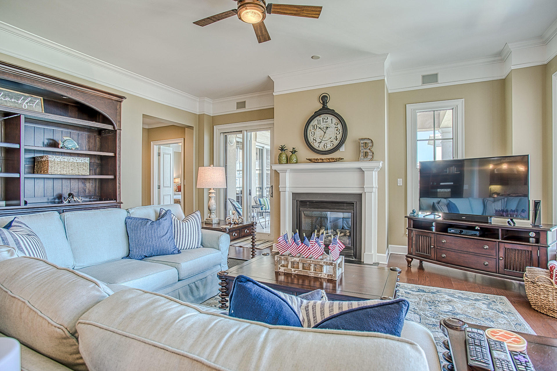 ONE WATER PLACE AT KELLY PLANTATION - Residential