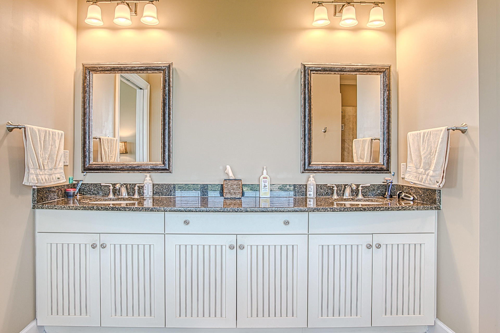 ONE WATER PLACE AT KELLY PLANTATION - Residential