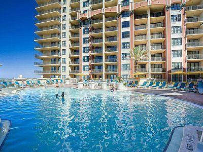 EMERALD GRANDE - Residential