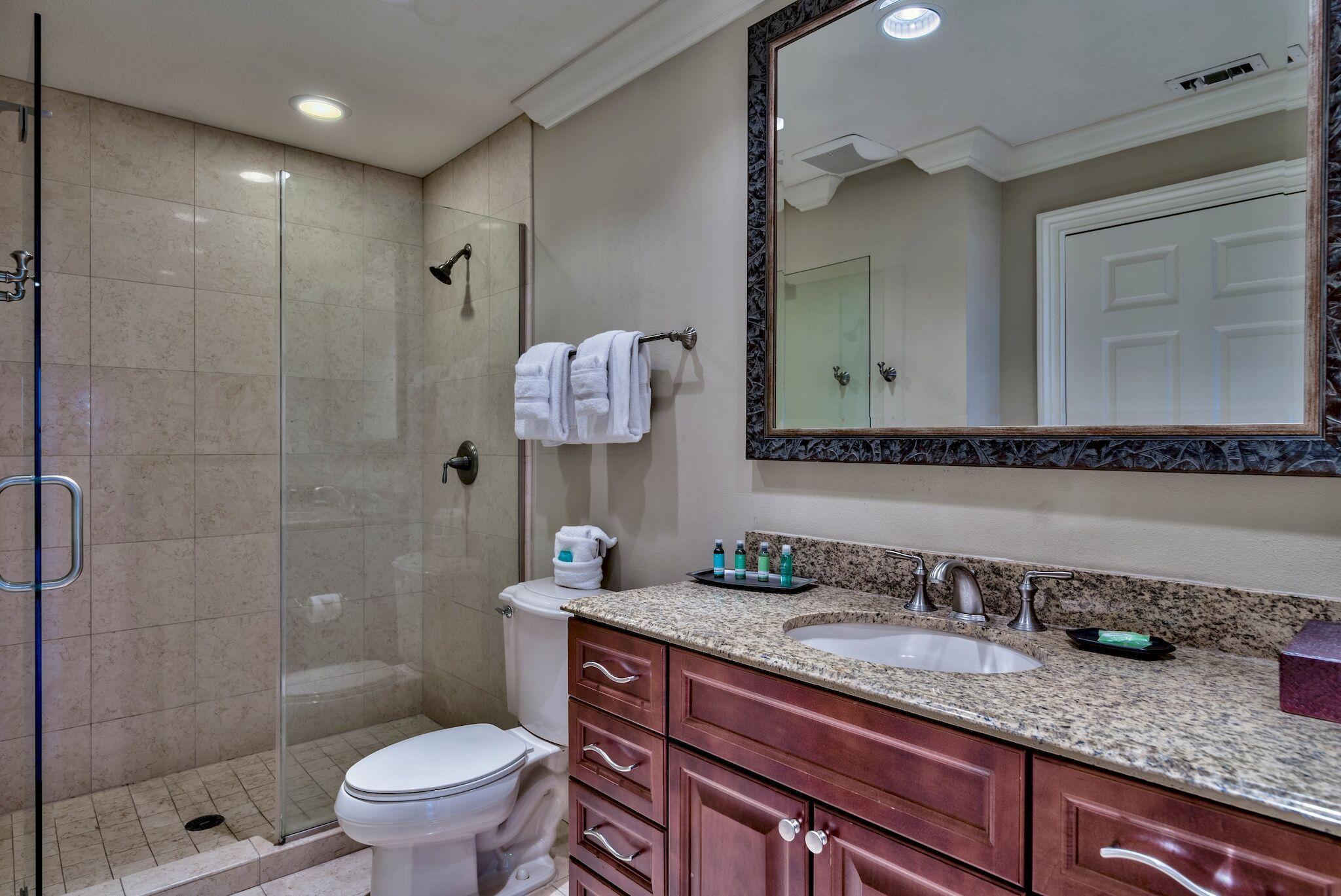 EMERALD GRANDE - Residential