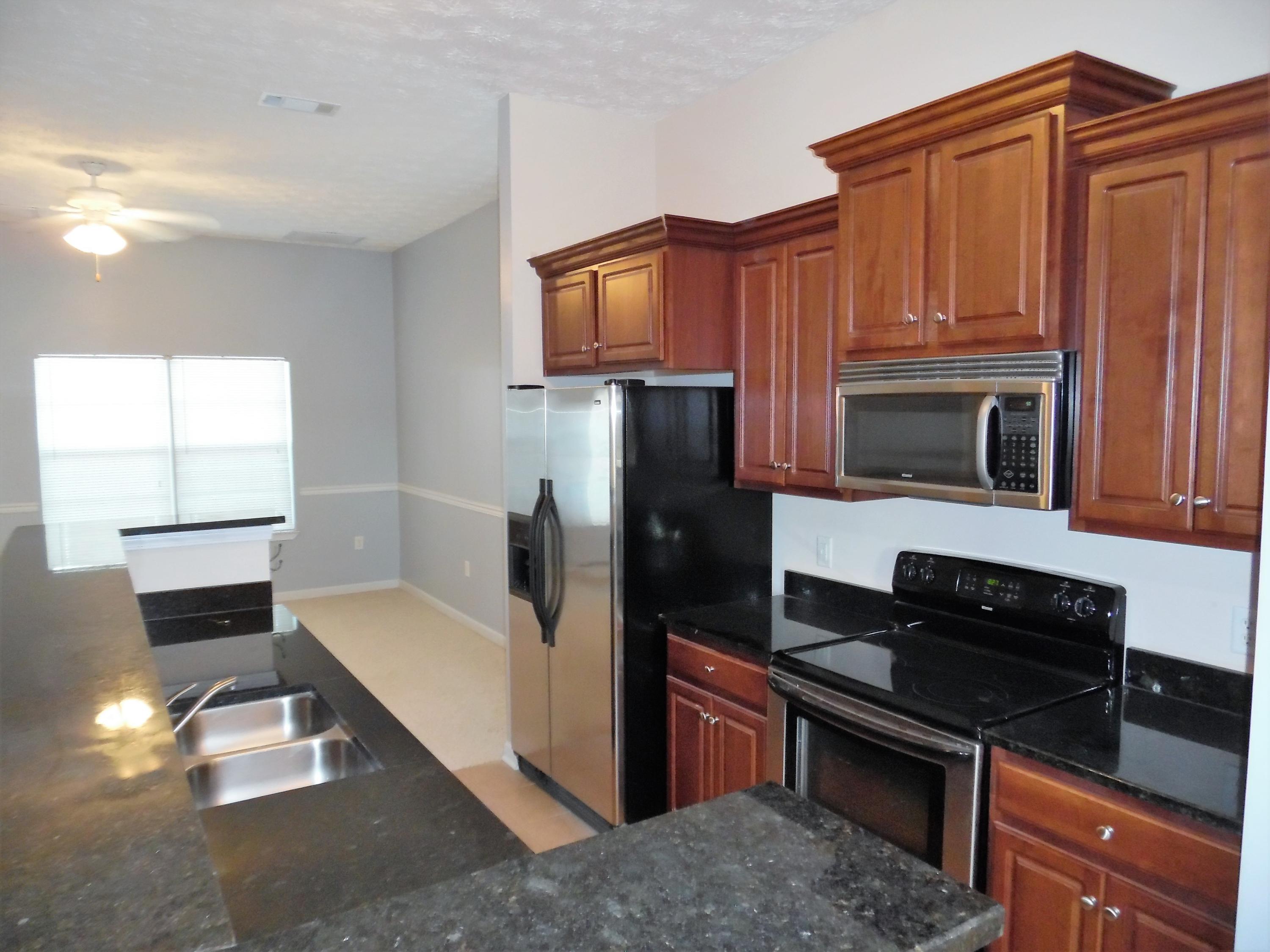 BRANDON OAKS 2ND ADD - Residential