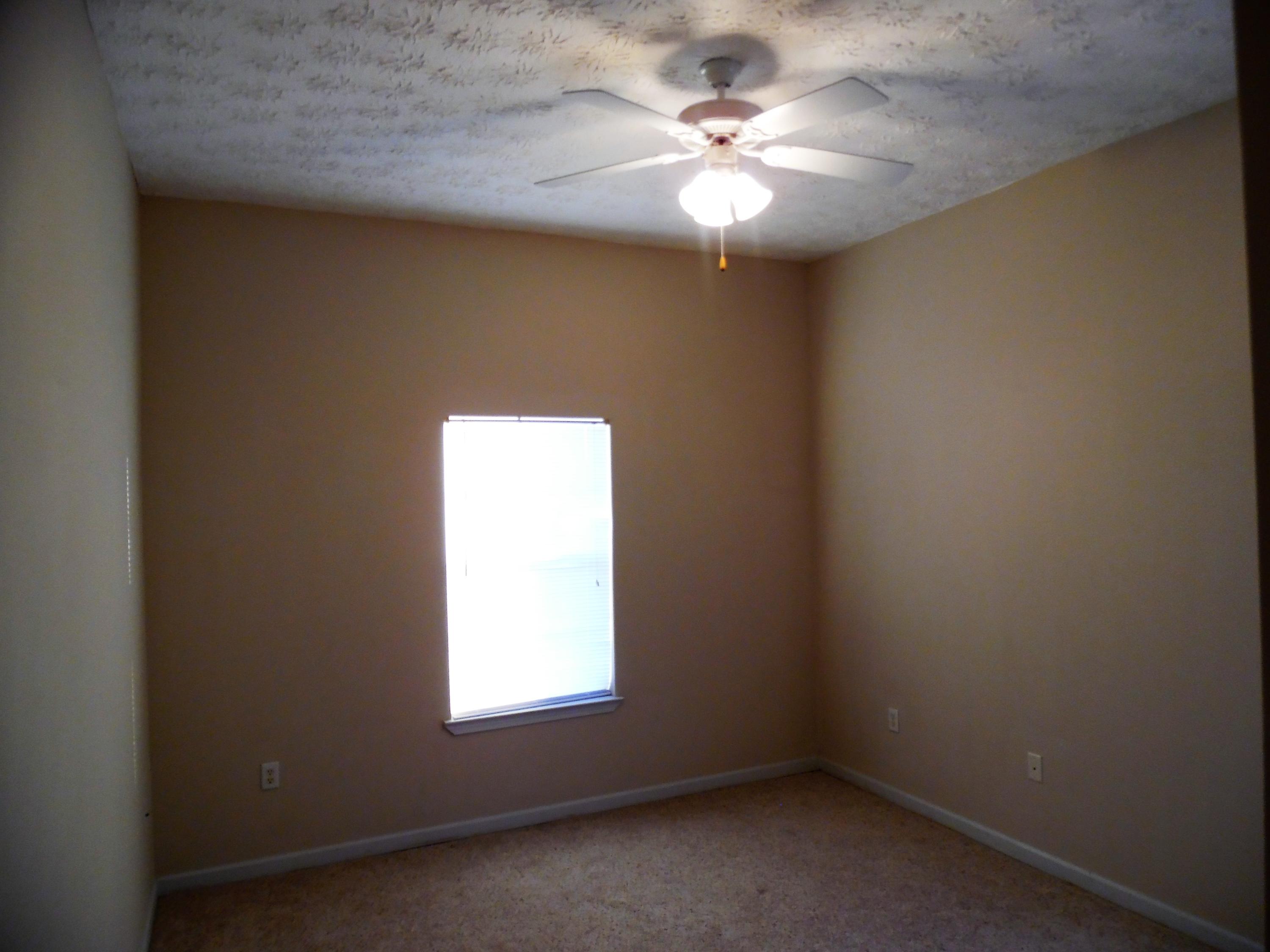 BRANDON OAKS 2ND ADD - Residential