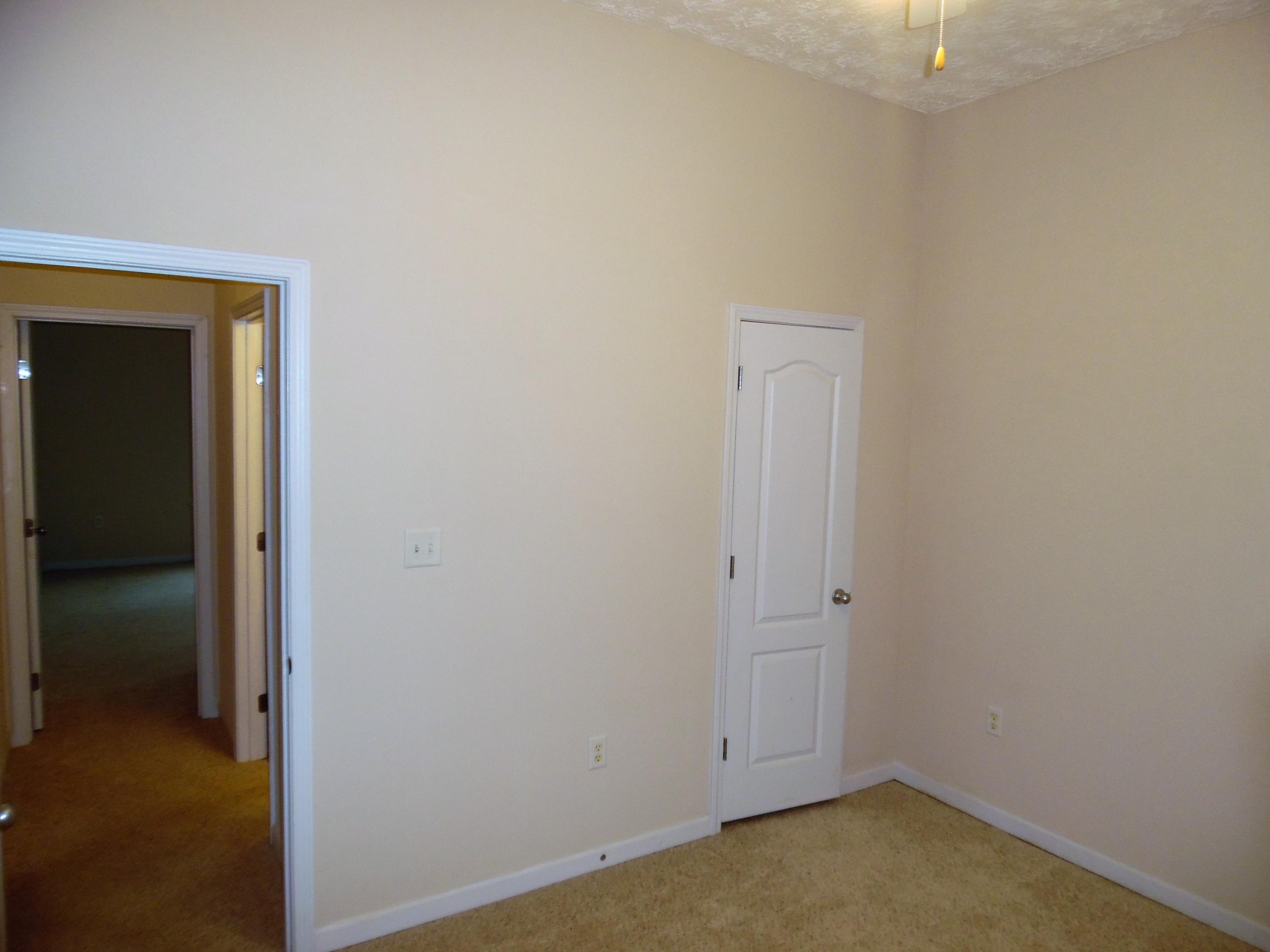 BRANDON OAKS 2ND ADD - Residential