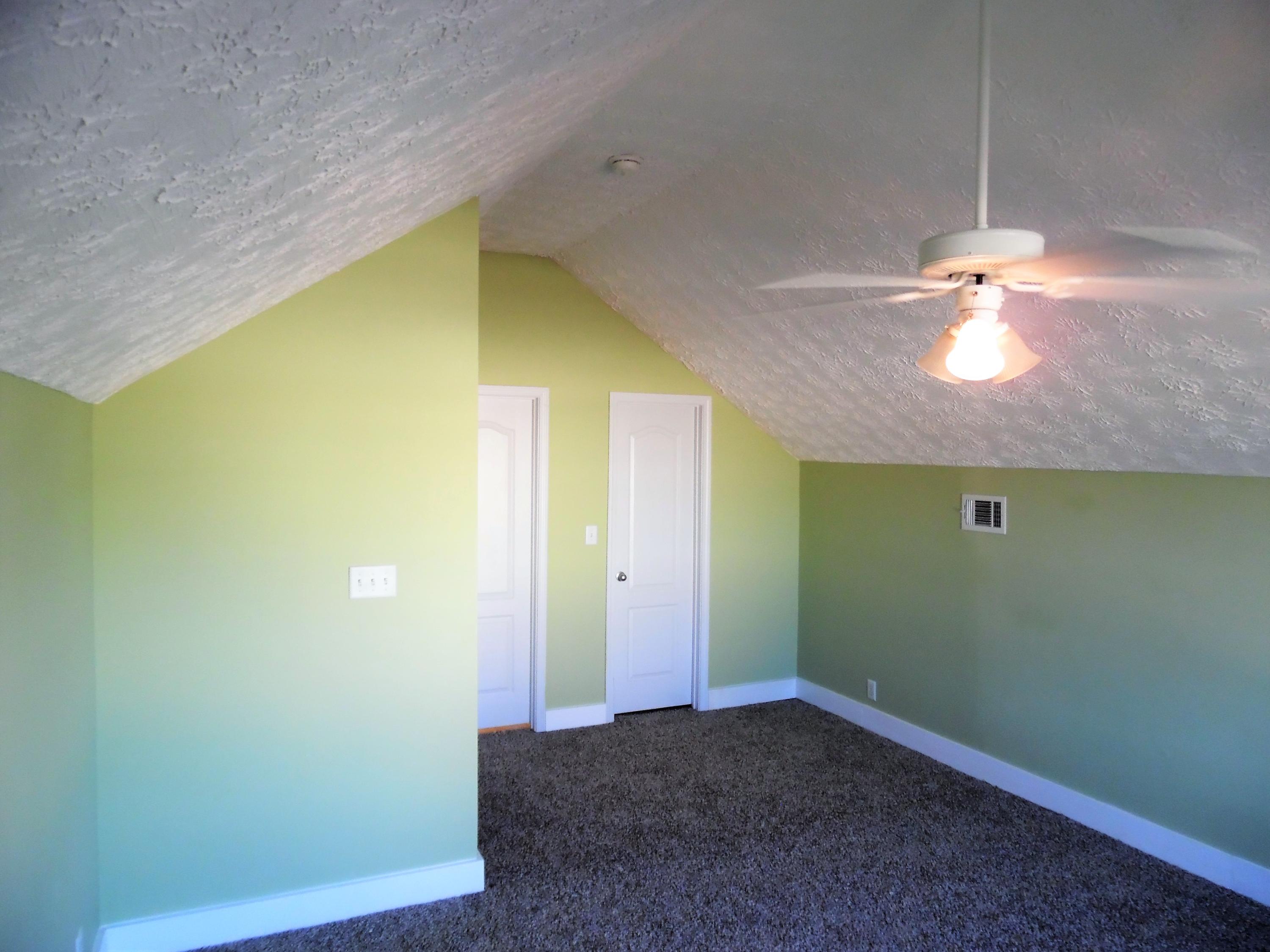 BRANDON OAKS 2ND ADD - Residential