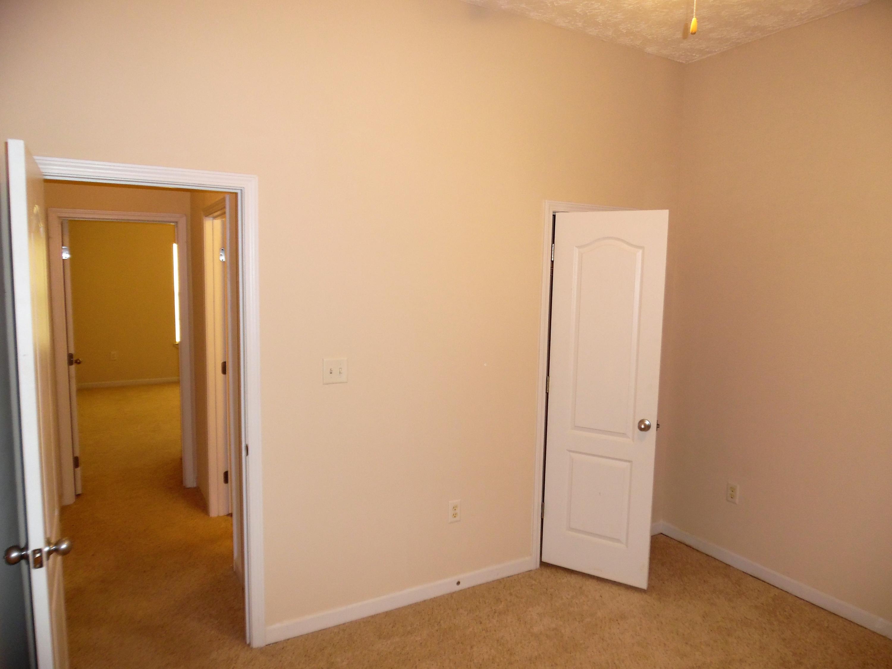 BRANDON OAKS 2ND ADD - Residential