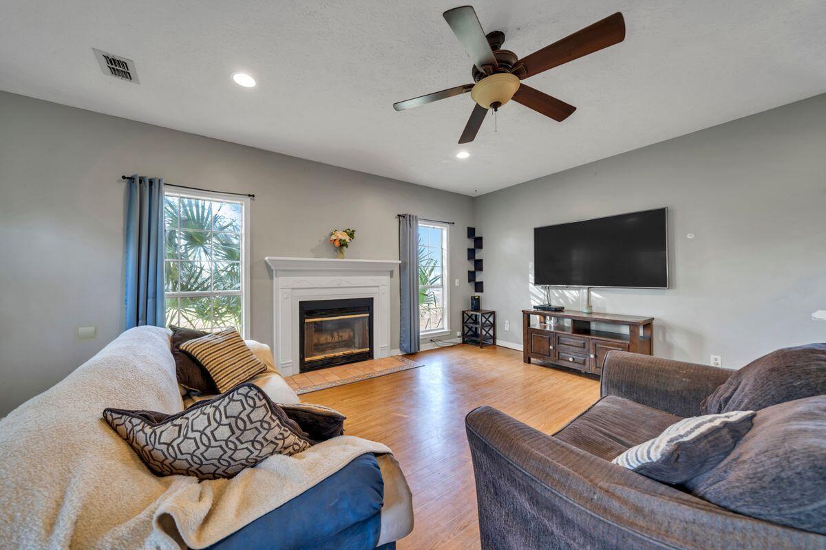 LYNN HAVEN - Residential