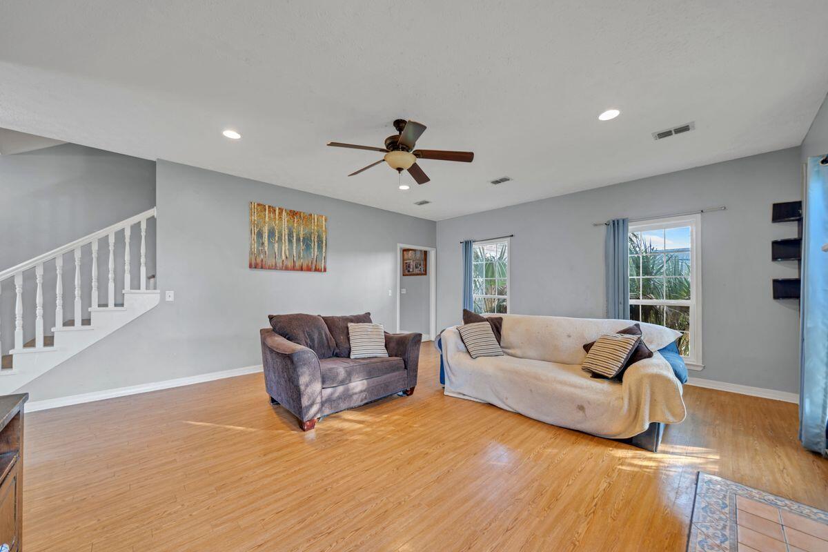 LYNN HAVEN - Residential