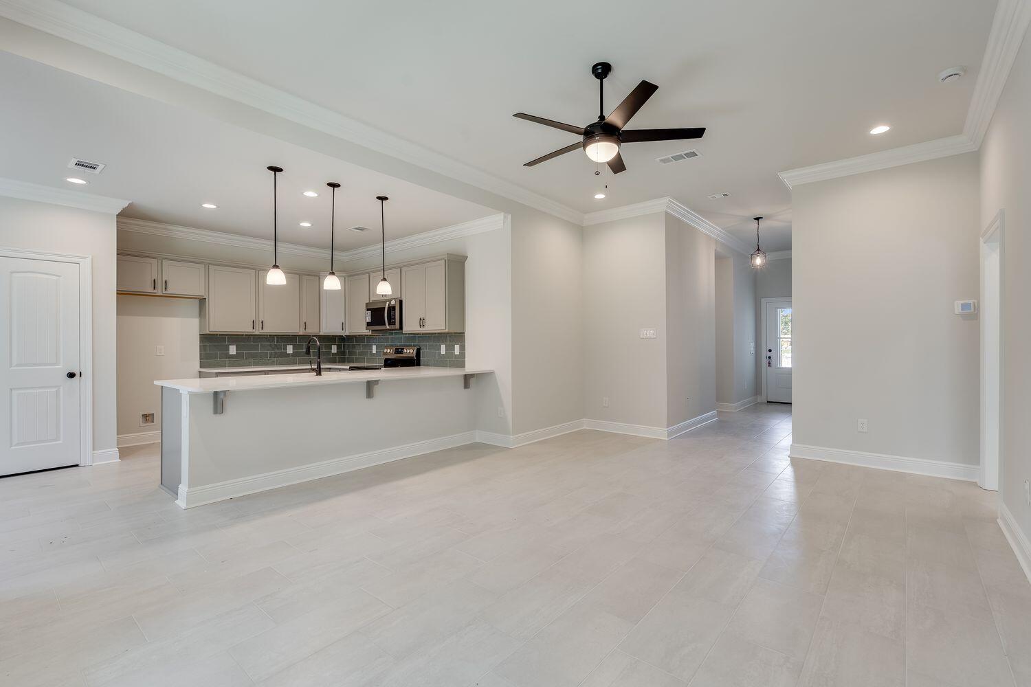 HAMMOCK BAY of Freeport ( A brand New Subdivision of the Hammock Bay) The Moonswept - Residential Lease