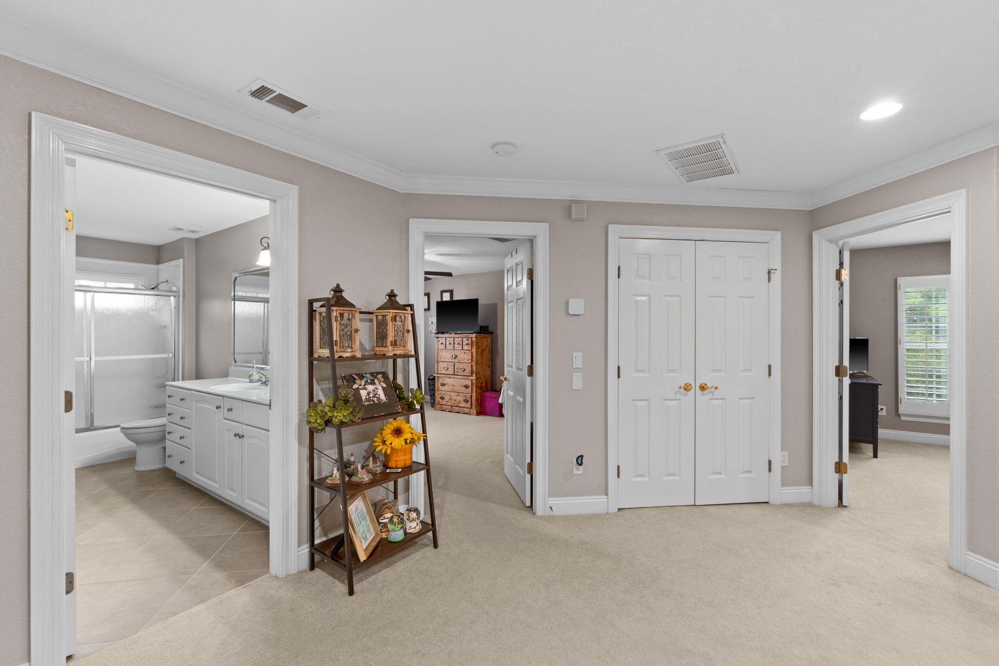 MAGNOLIA HARBOR - Residential