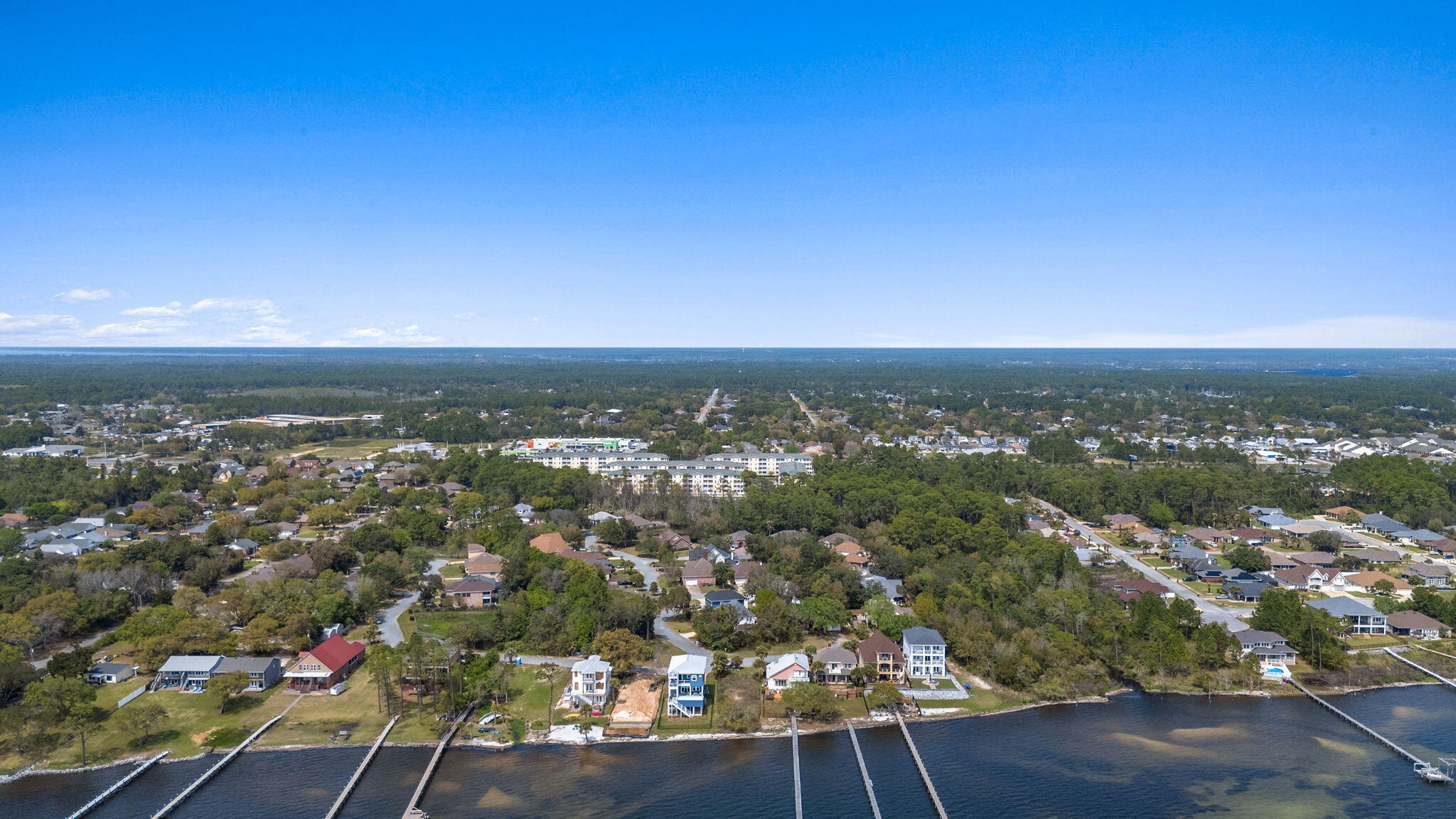 MAGNOLIA HARBOR - Residential