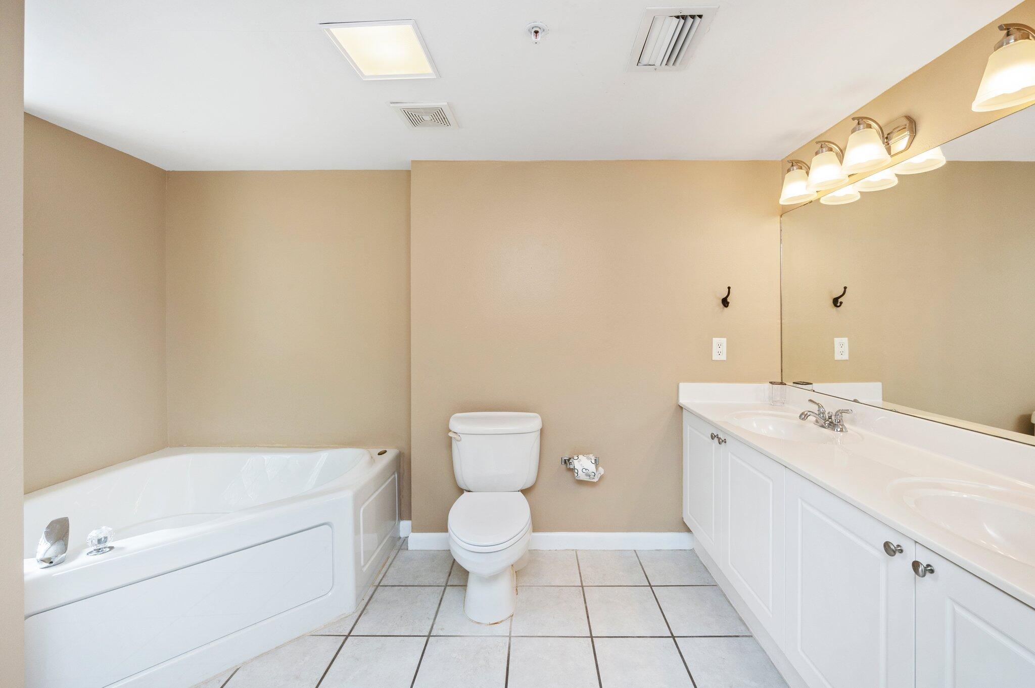 DUNE POINTE CONDO - Residential