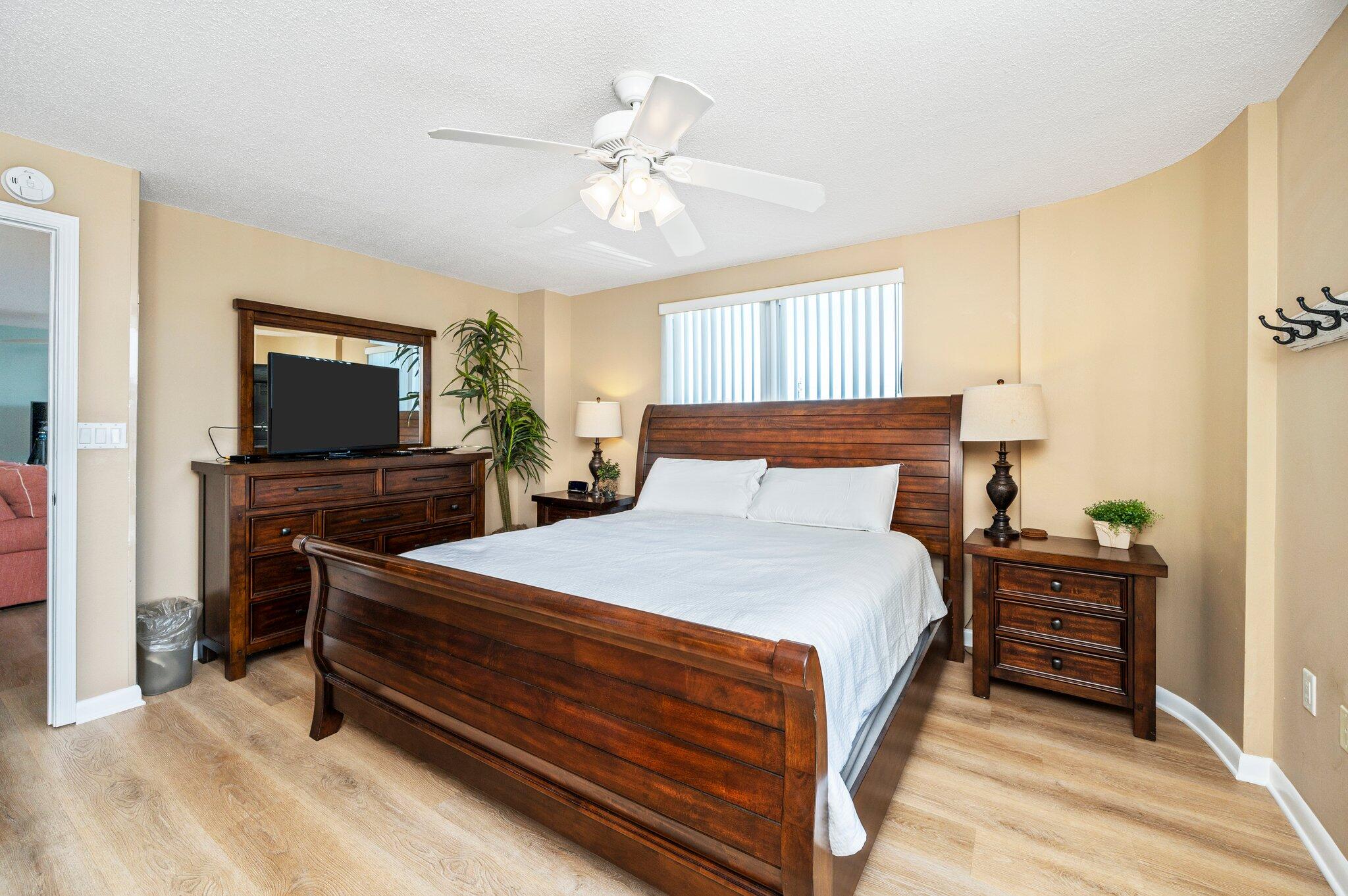 DUNE POINTE CONDO - Residential