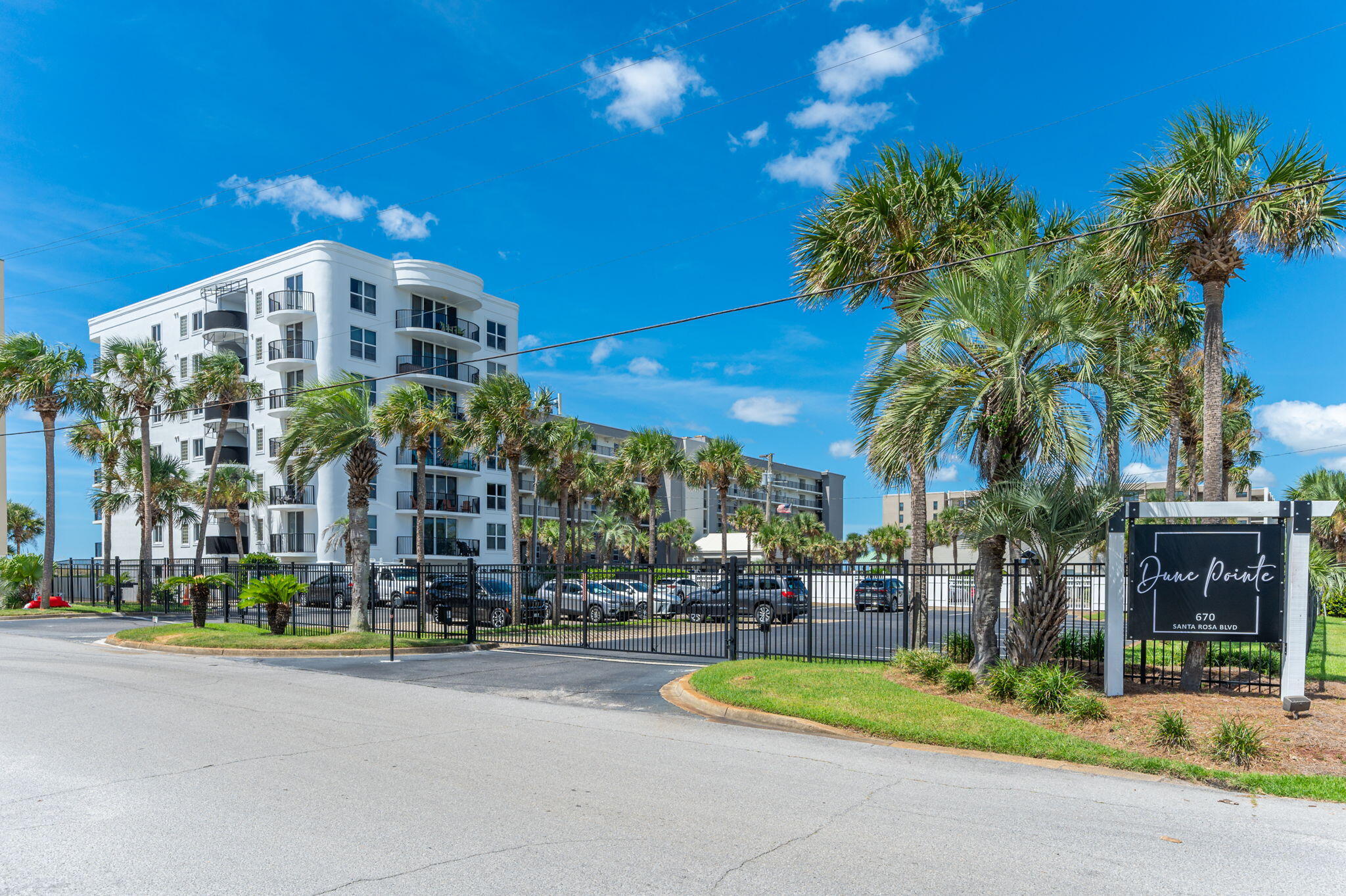 DUNE POINTE CONDO - Residential