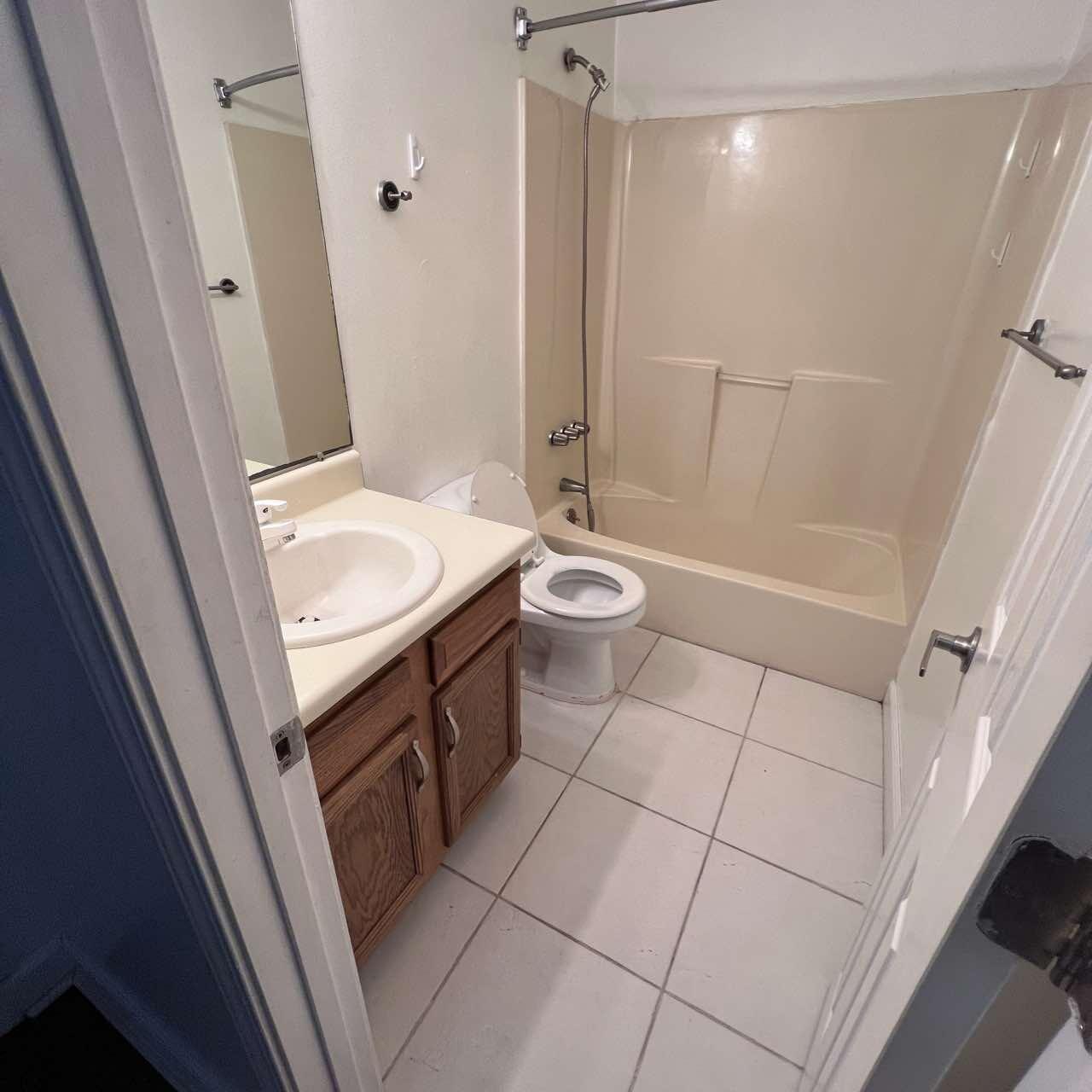 BROWNSVILLE STATION 3 - Residential Lease