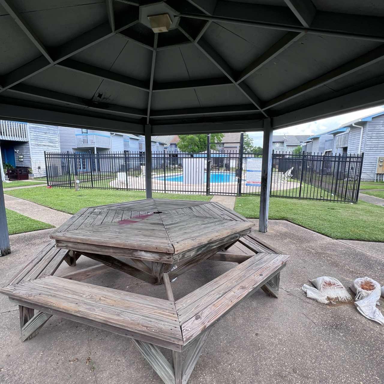 BROWNSVILLE STATION 3 - Residential Lease