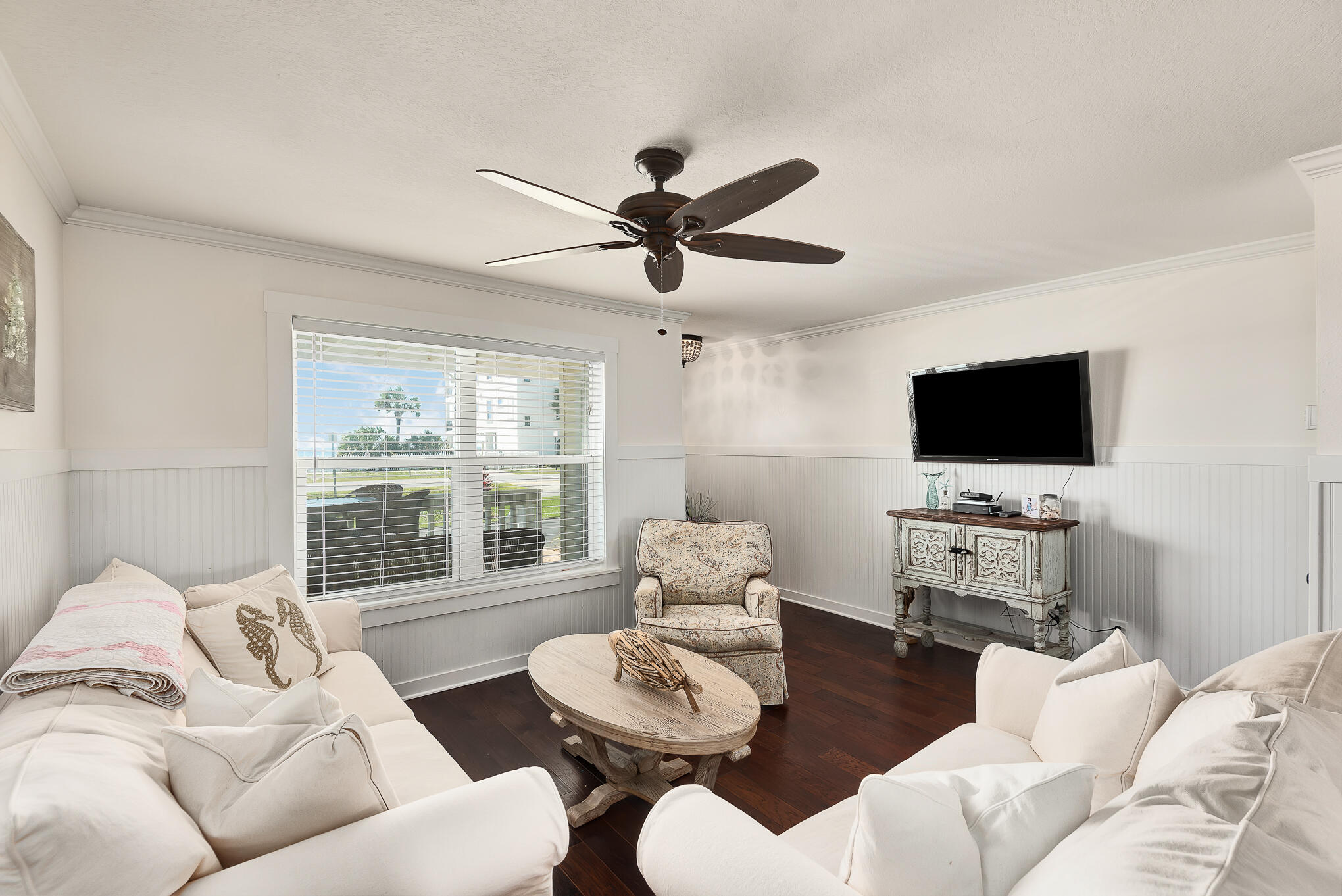 SAND PEBBLES T/H - Residential