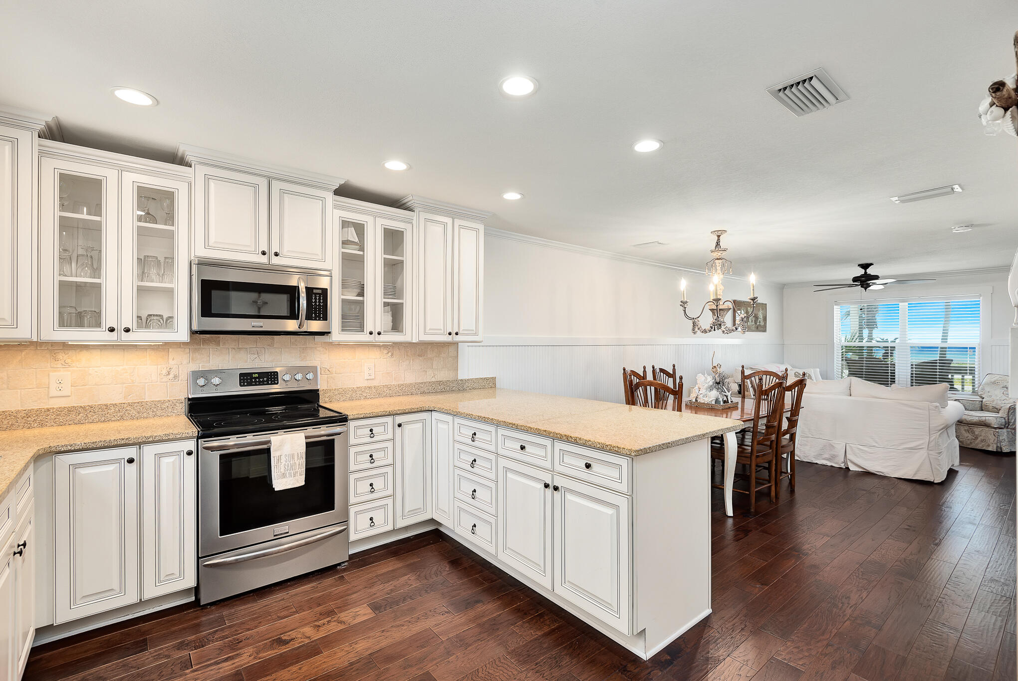 SAND PEBBLES T/H - Residential