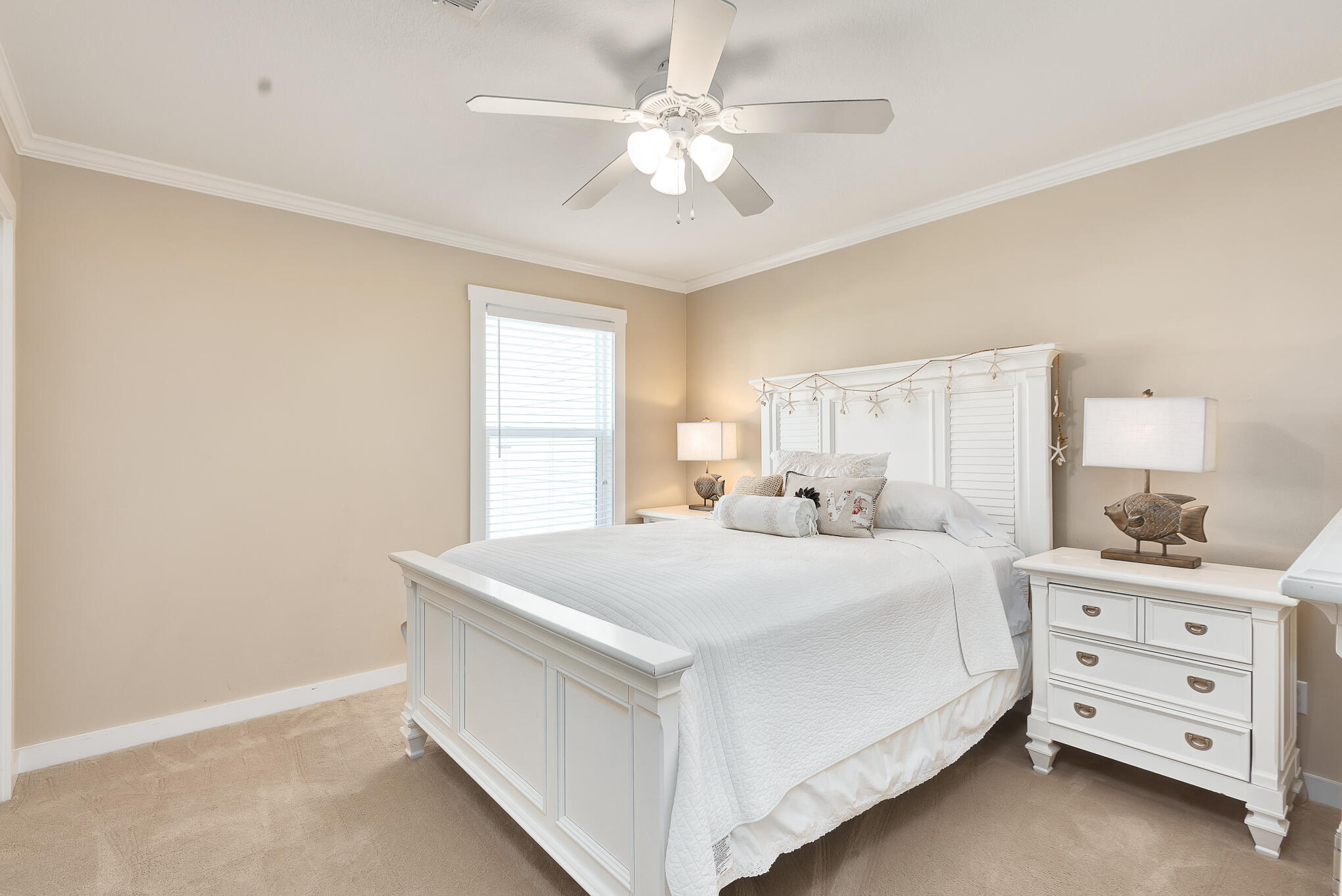 SAND PEBBLES T/H - Residential