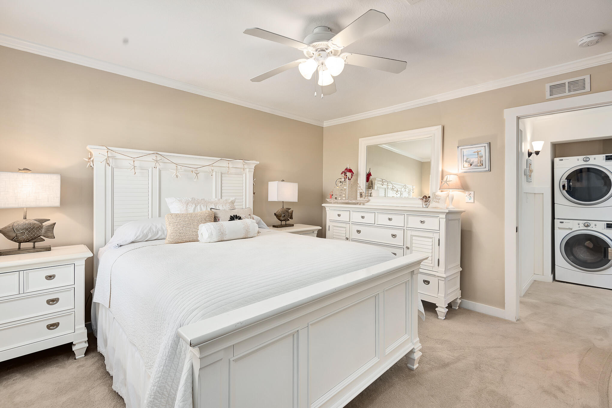 SAND PEBBLES T/H - Residential