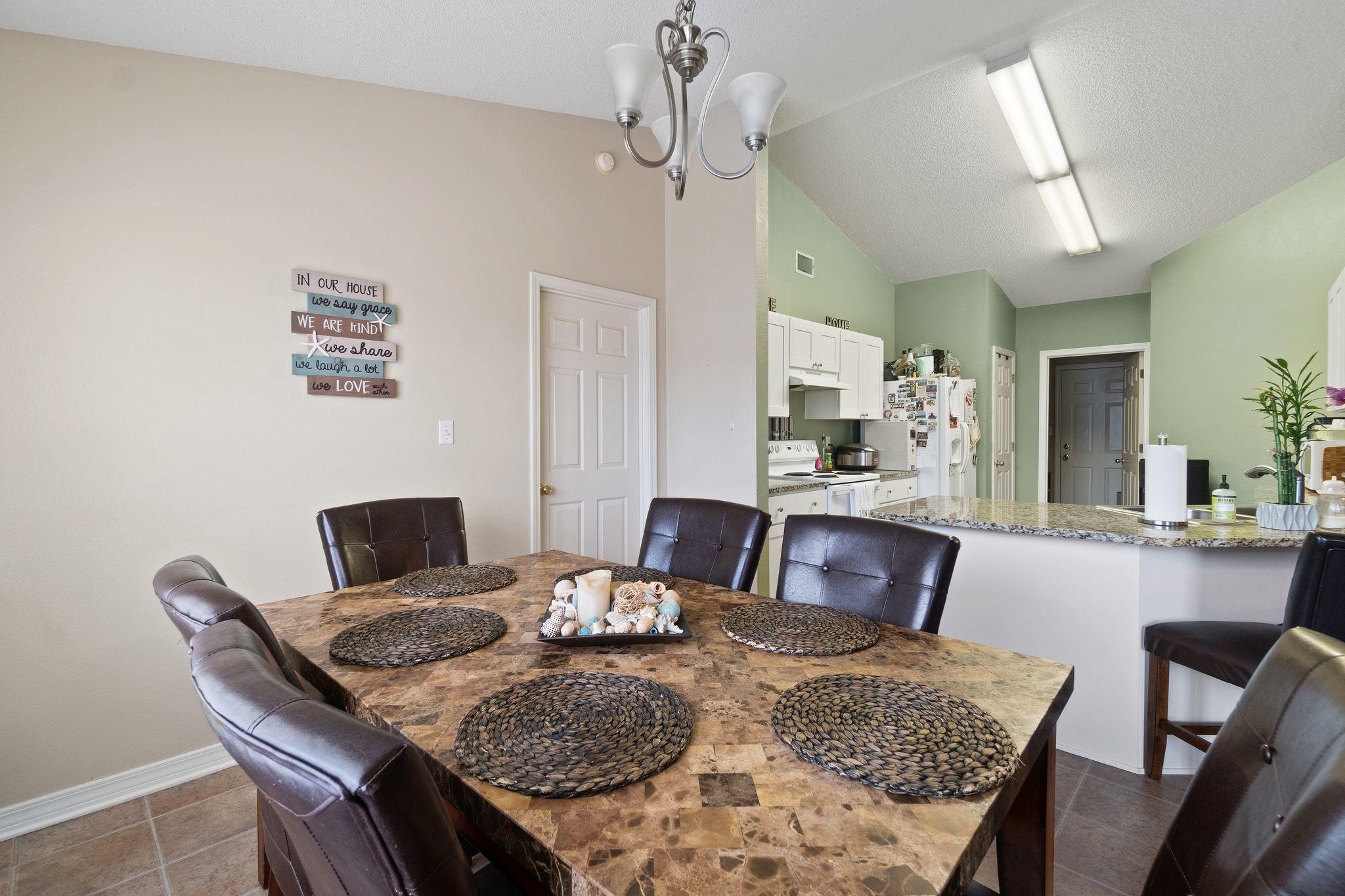 HAMPTON RIDGE ESTATES - Residential