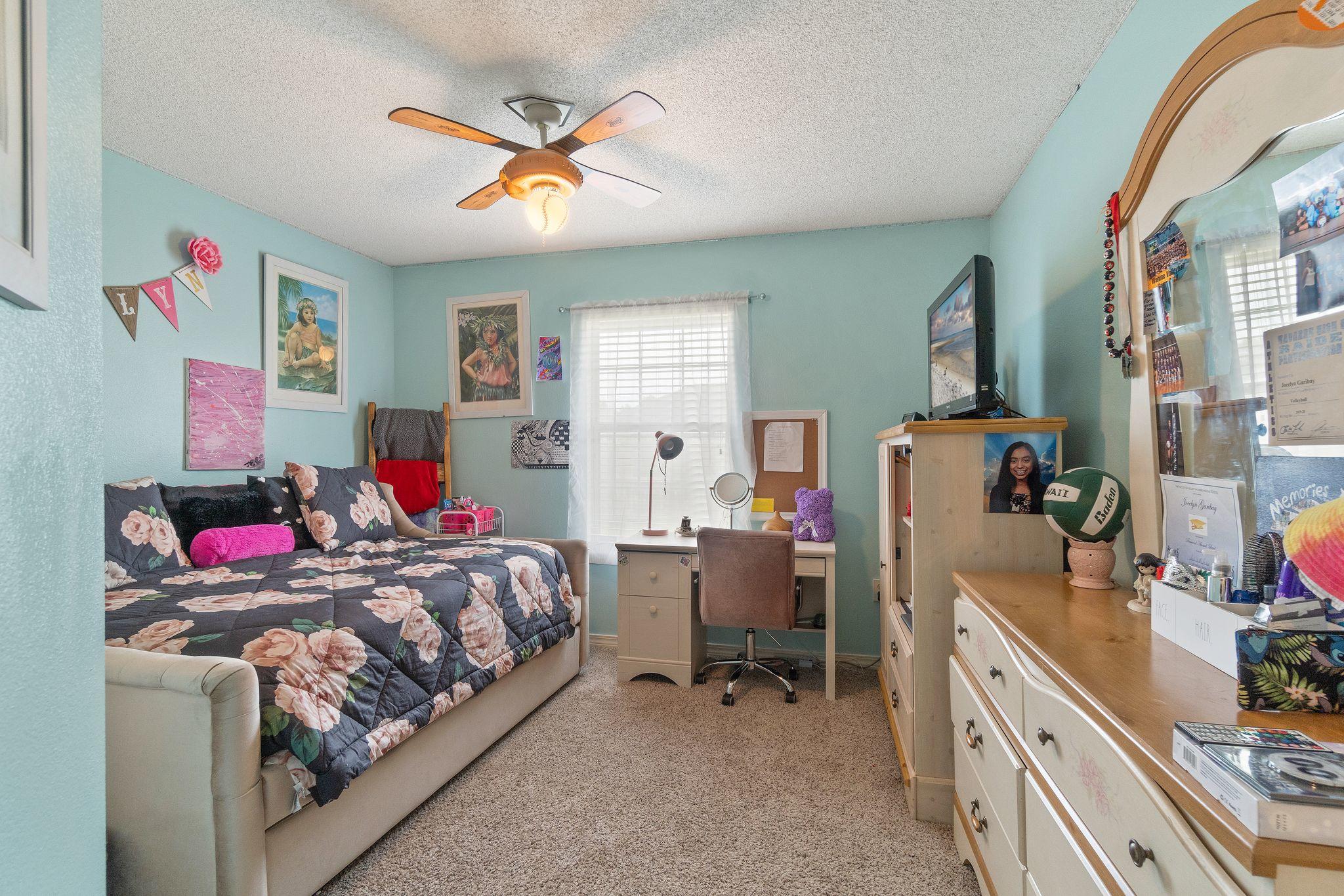 HAMPTON RIDGE ESTATES - Residential