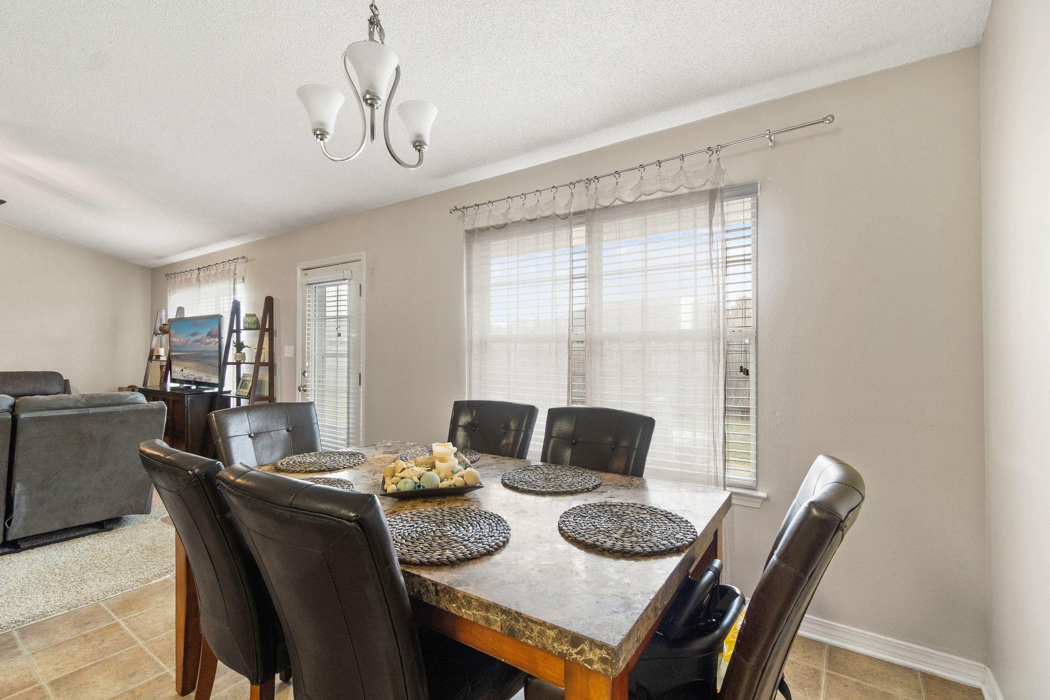 HAMPTON RIDGE ESTATES - Residential