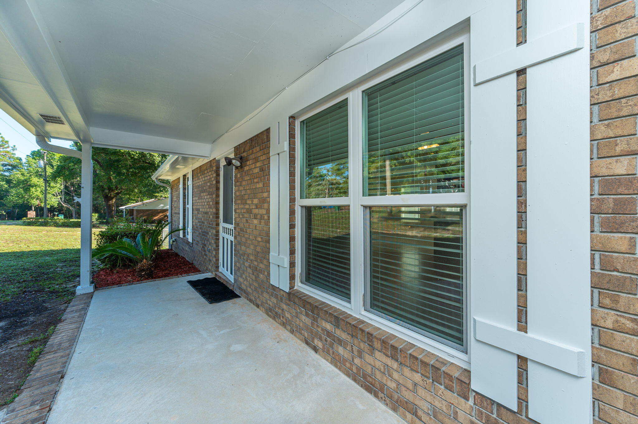 MCLAUGHLIN & HARRIS - Residential