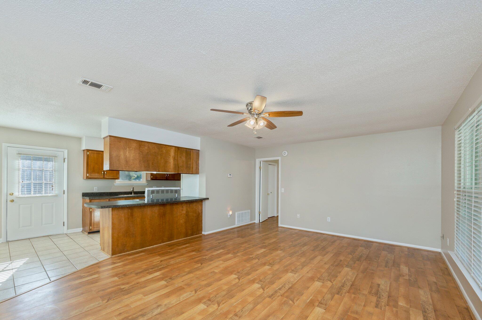 MCLAUGHLIN & HARRIS - Residential
