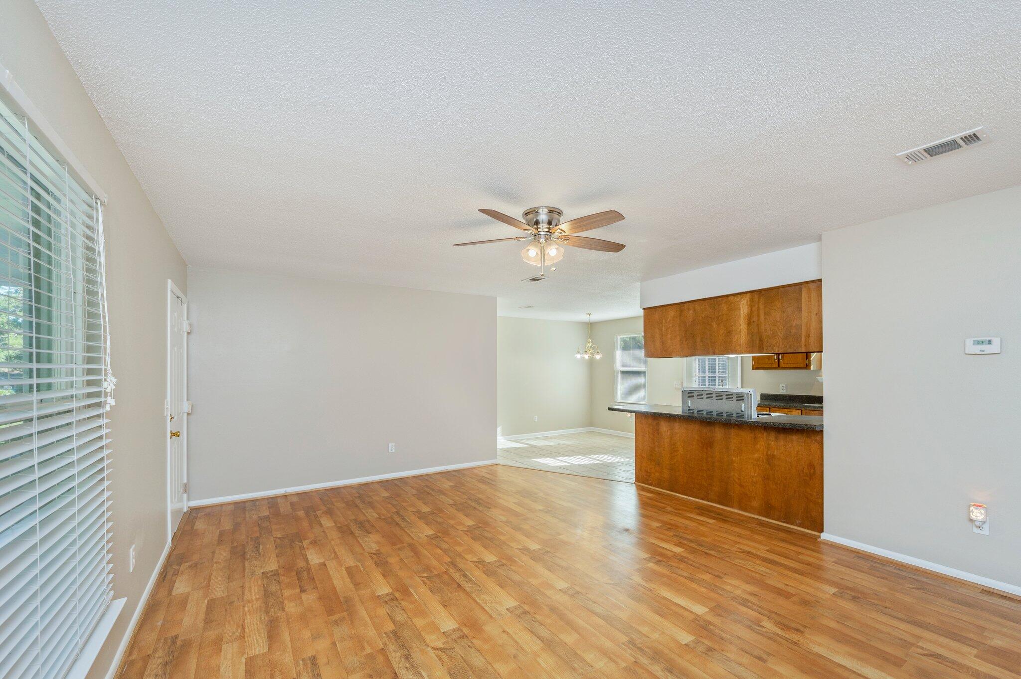 MCLAUGHLIN & HARRIS - Residential