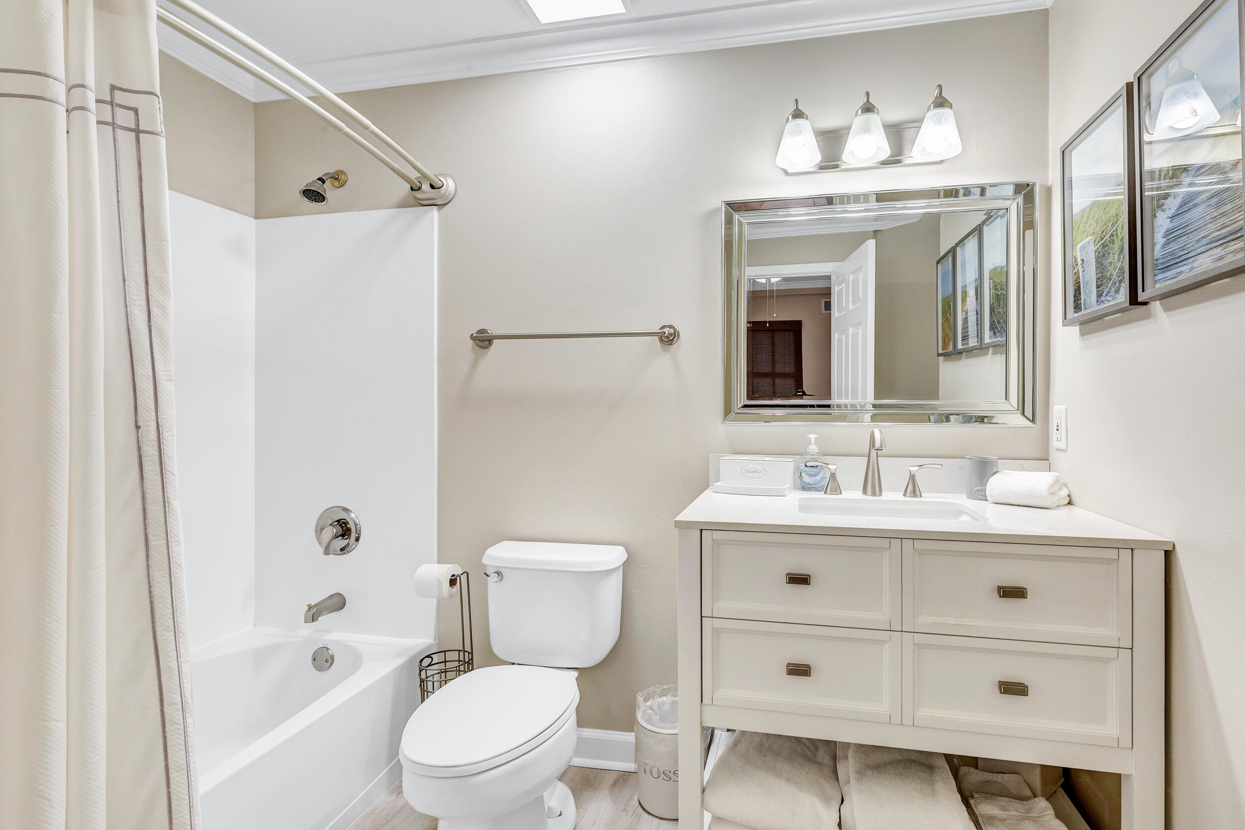 INN AT BLUE MOUNTAIN BEACH - Residential