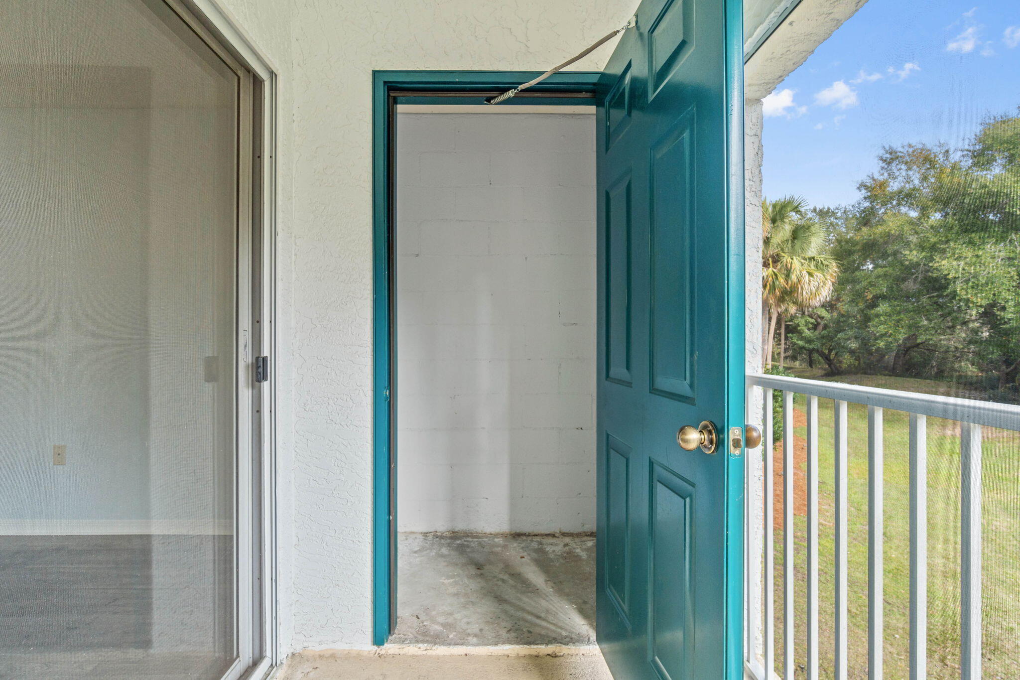 FLORIDA CLUB - Residential Lease