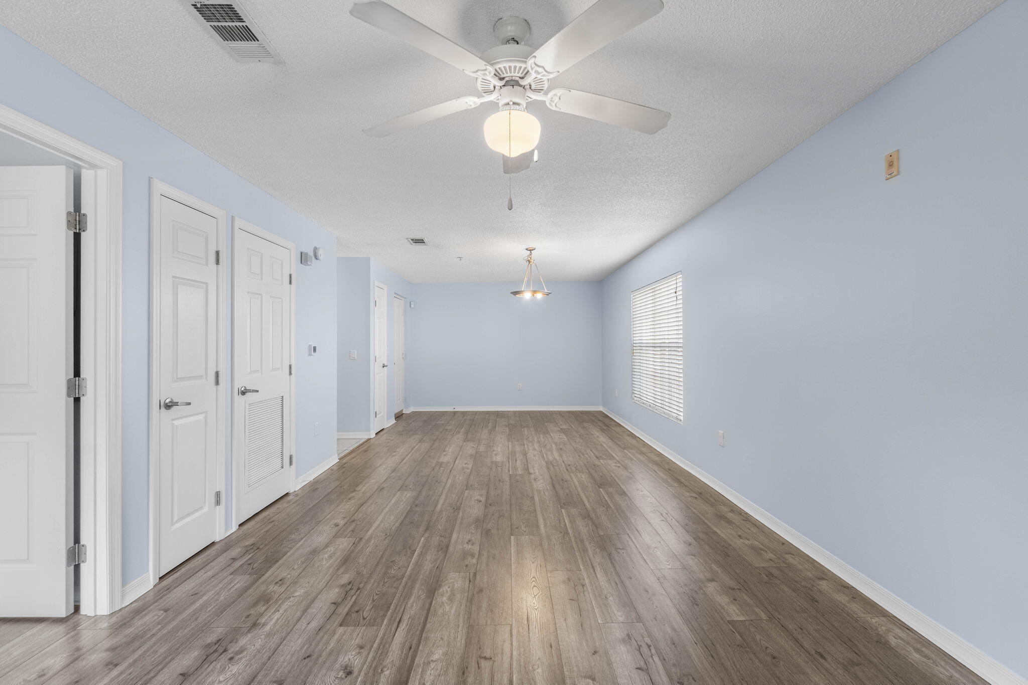 FLORIDA CLUB - Residential Lease