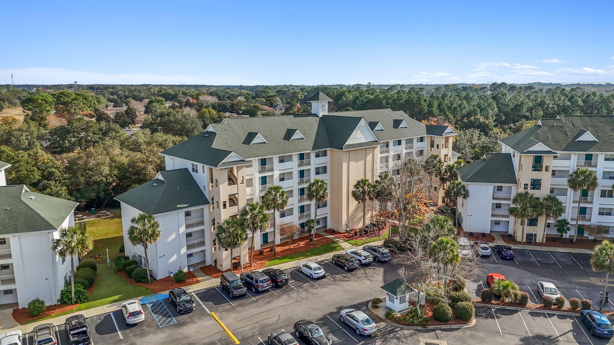 FLORIDA CLUB - Residential Lease