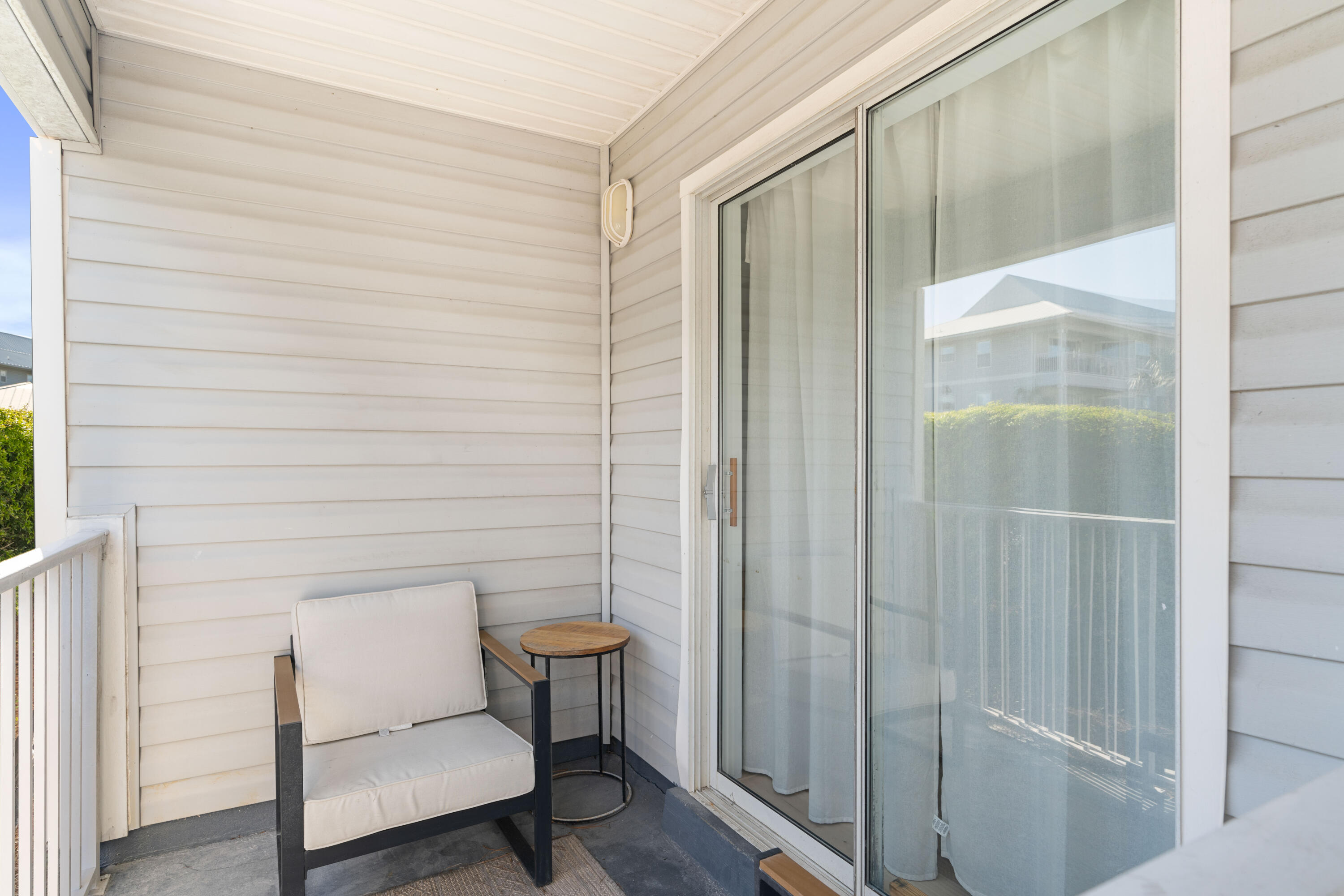 BEACHSIDE VILLAS CONDO - Residential