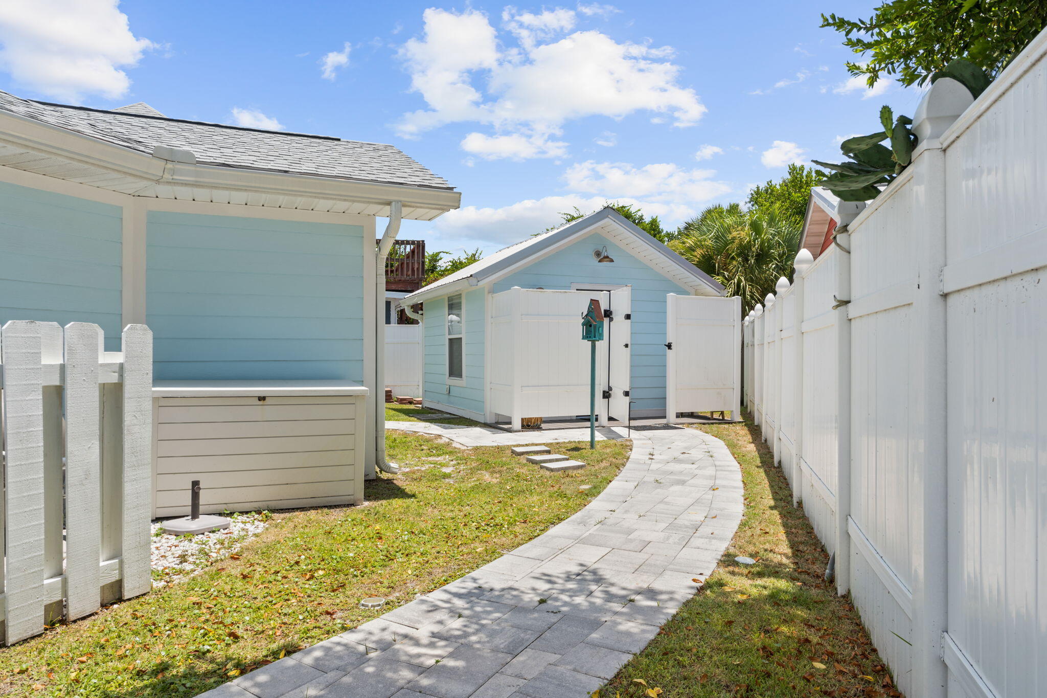 BID-A-WEE - Residential