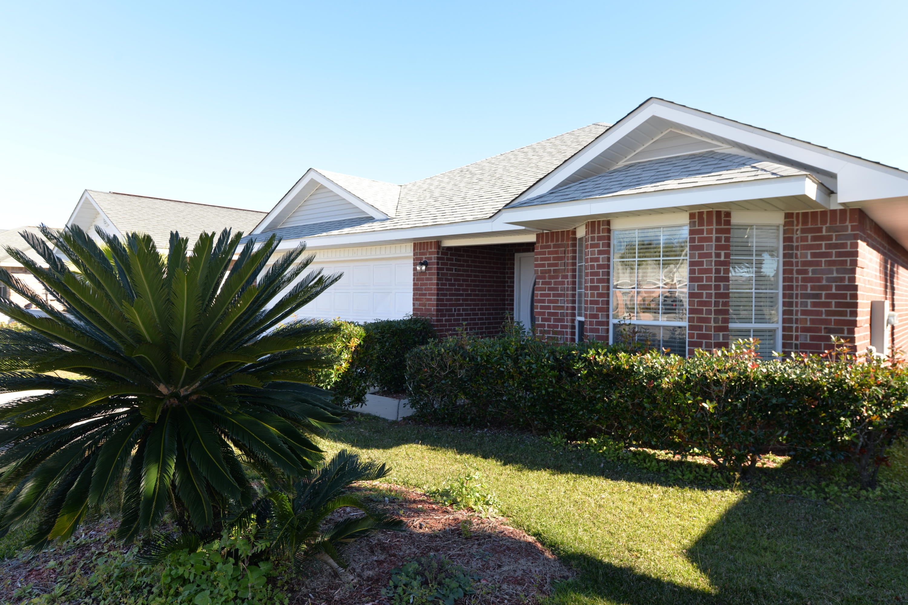 PARADISE RETREAT - Residential