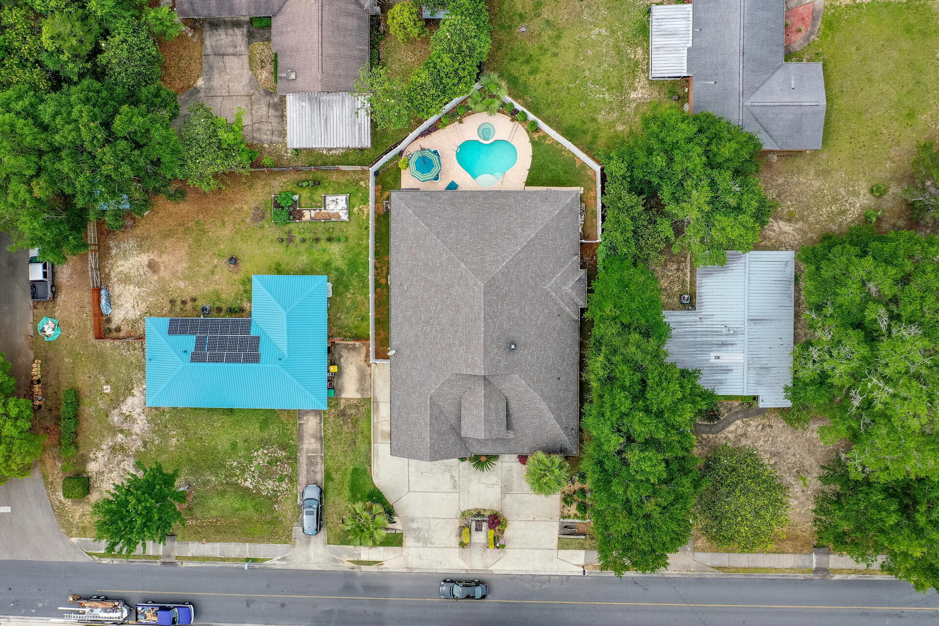 GARNIERS HEIGHTS 1ST ADDN - Residential