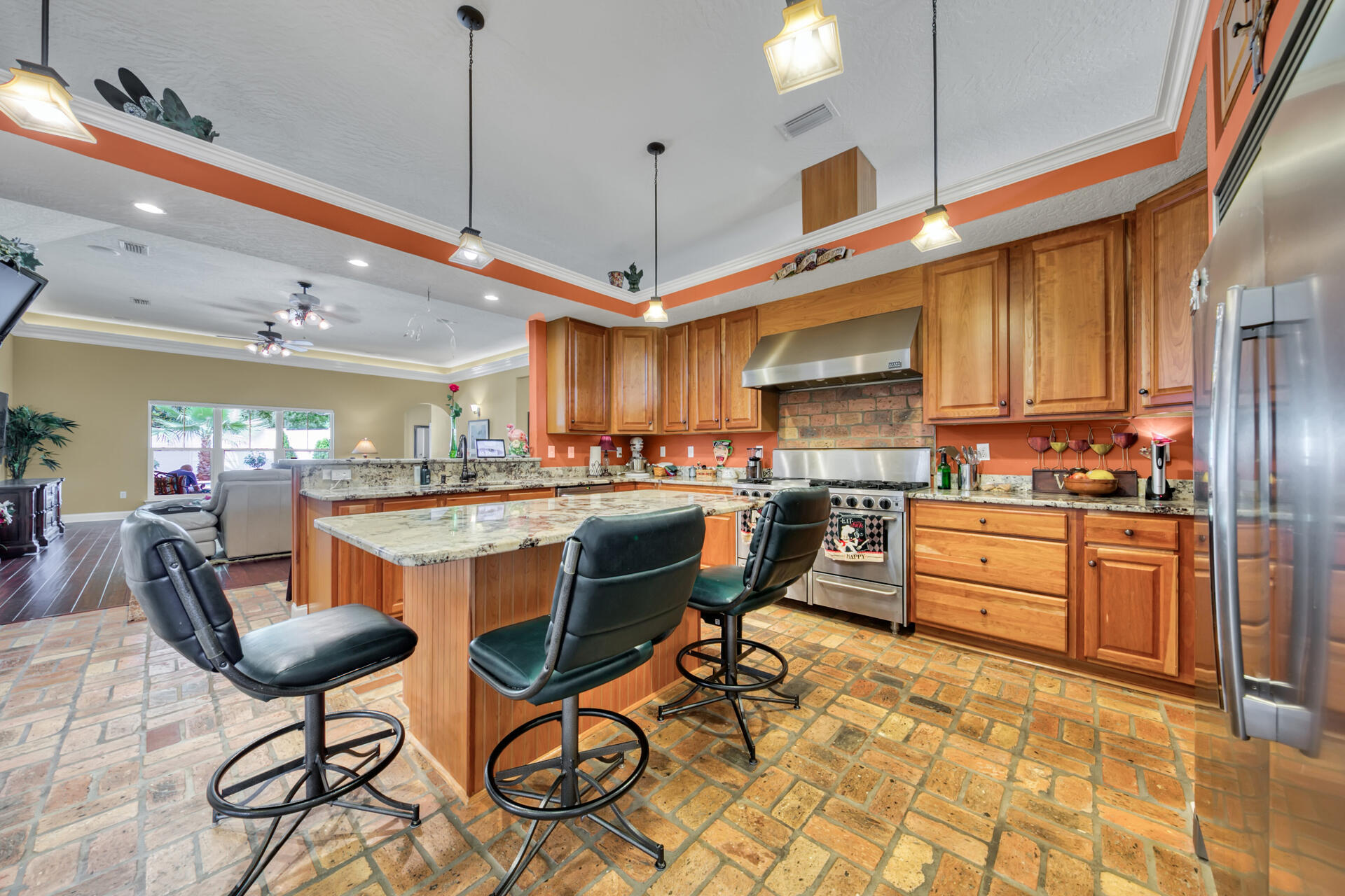 GARNIERS HEIGHTS 1ST ADDN - Residential