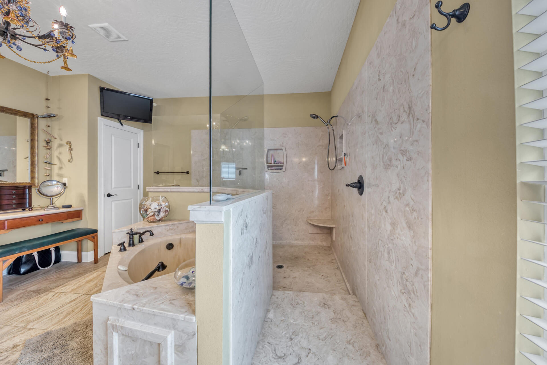 GARNIERS HEIGHTS 1ST ADDN - Residential