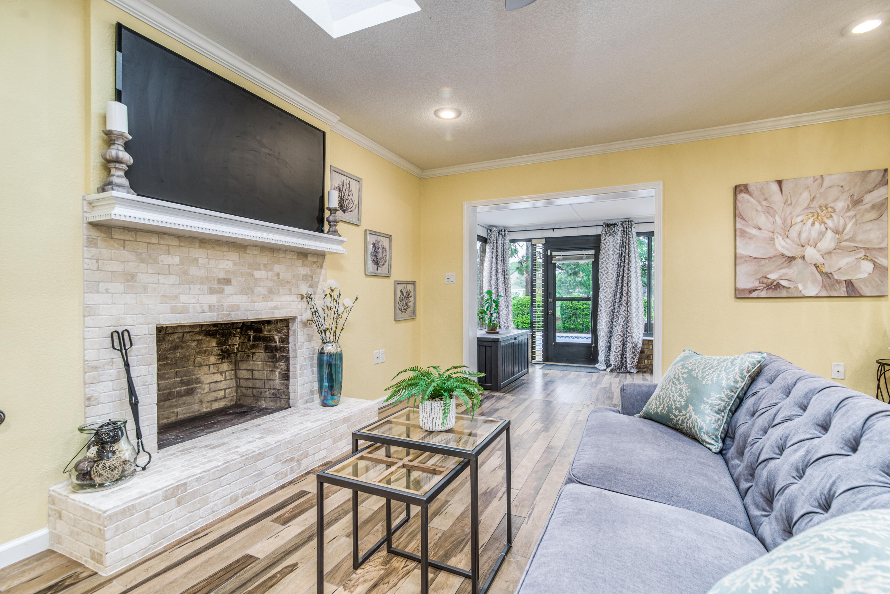 LAKE LORRAINE ESTATES 3 - Residential