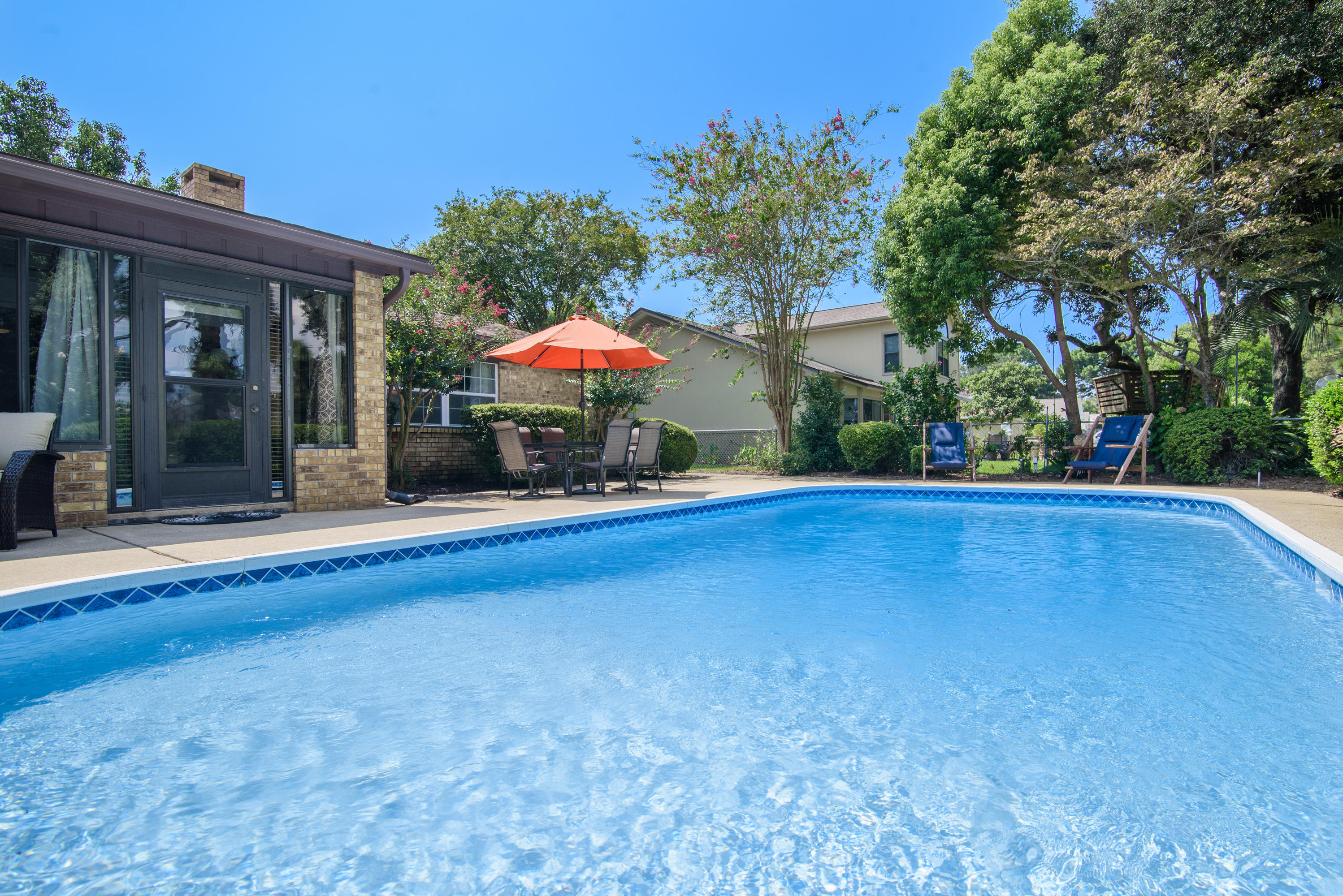 LAKE LORRAINE ESTATES 3 - Residential