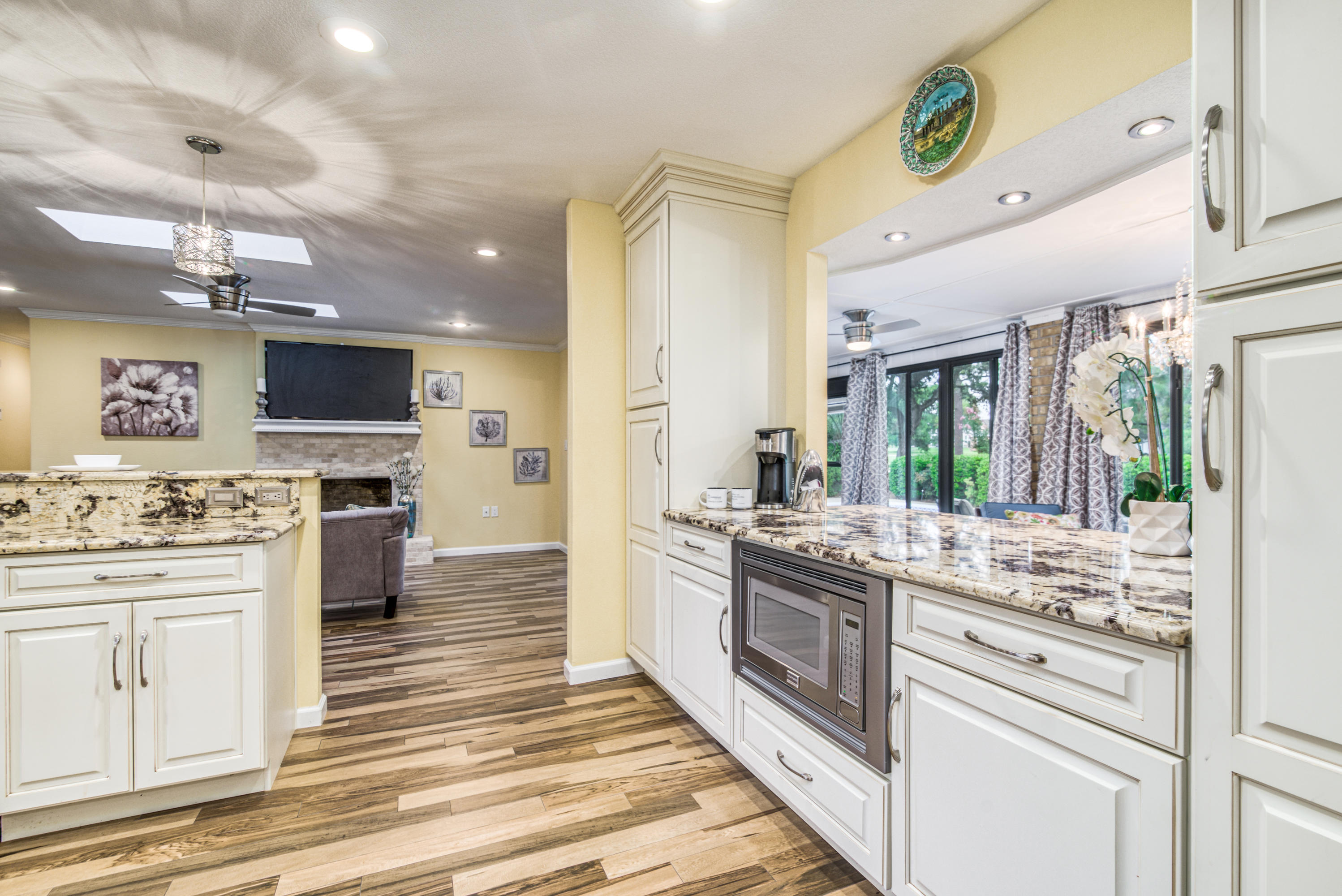 LAKE LORRAINE ESTATES 3 - Residential