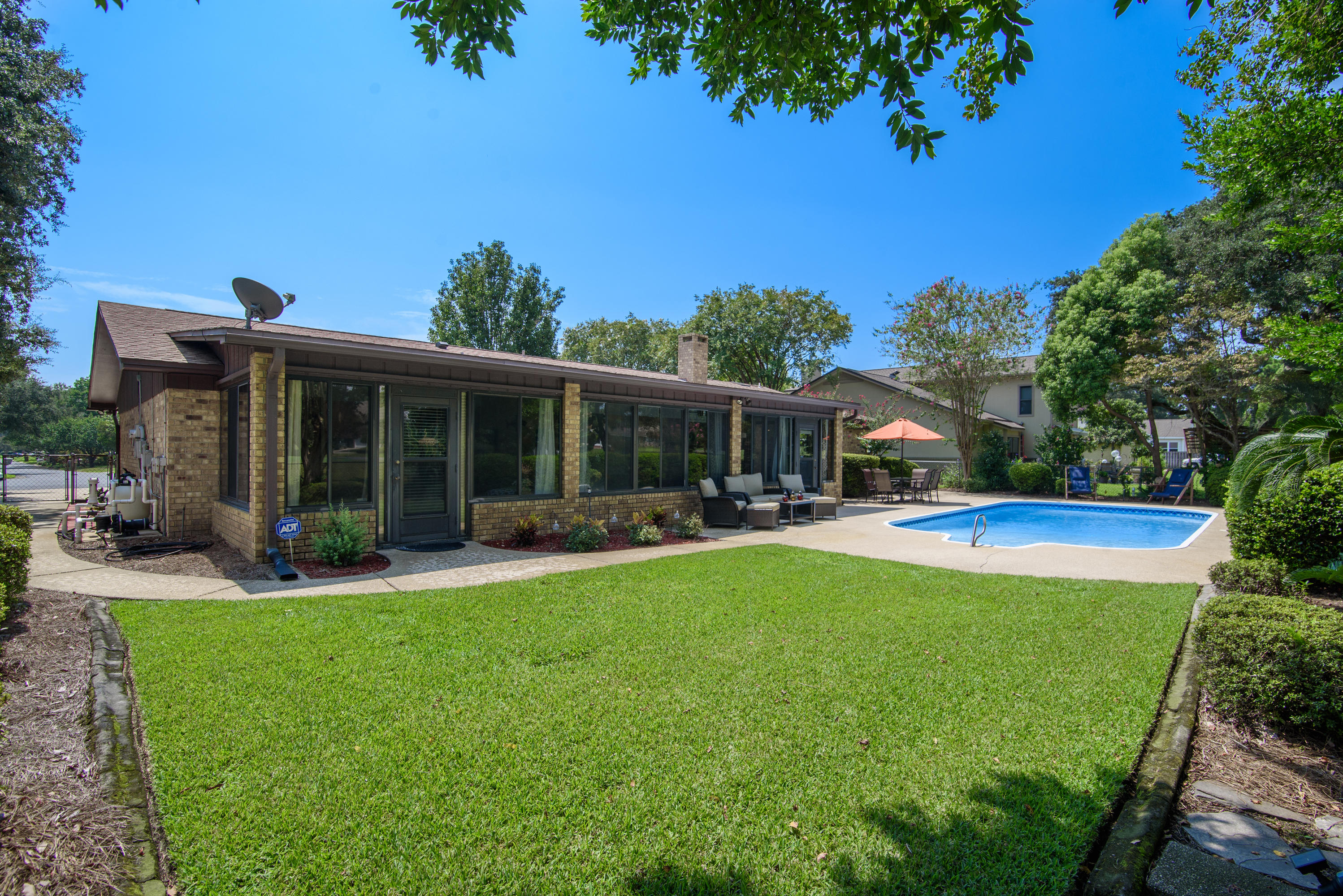 LAKE LORRAINE ESTATES 3 - Residential